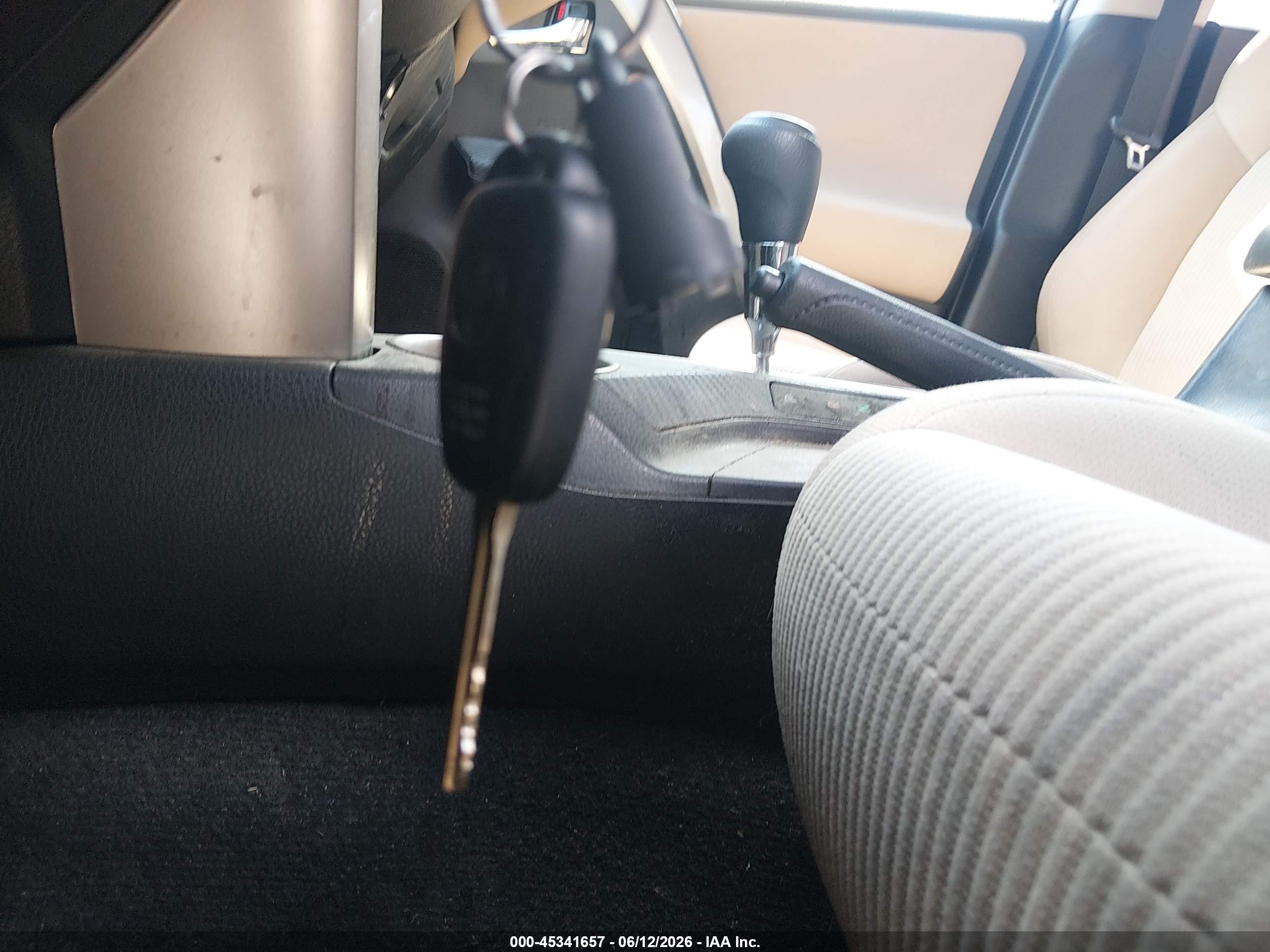 2014 Toyota Rav4 Xle Brown vin: JTMRFREV7ED090908