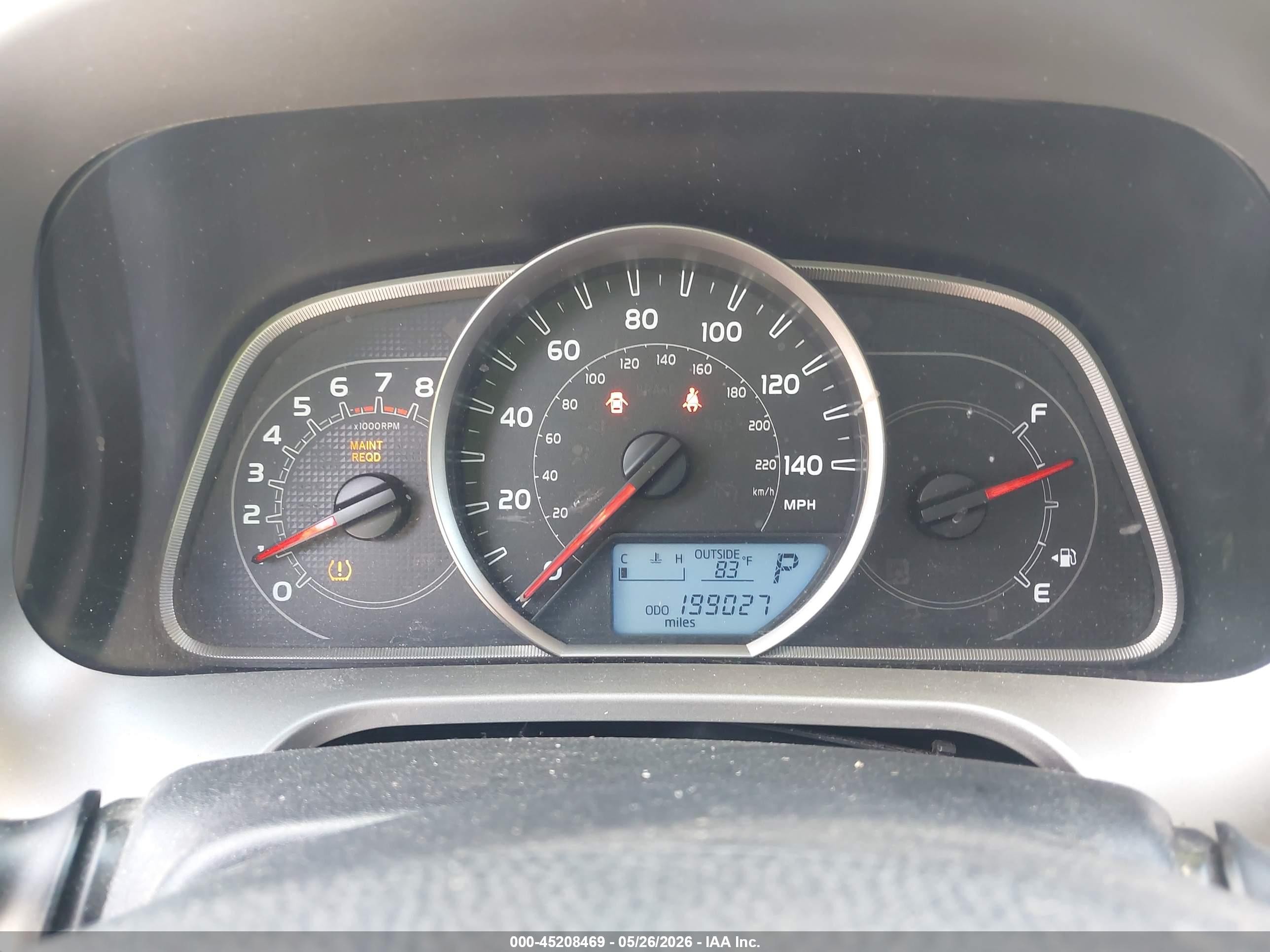 2015 Toyota Rav4 Xle White vin: JTMRFREV7FD104906