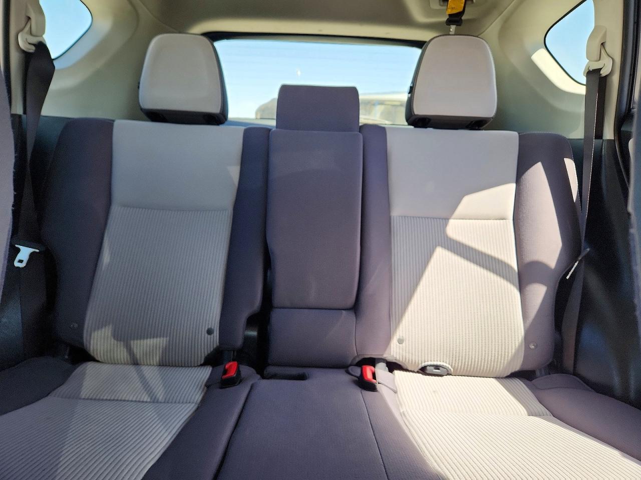 2015 Toyota Rav4 Xle Black vin: JTMRFREV7FD114108