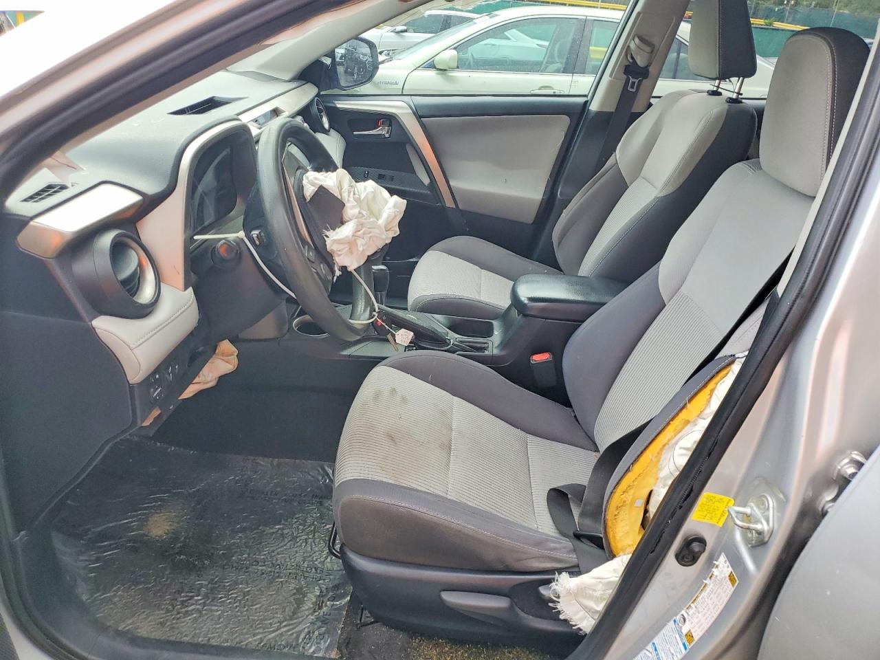 2015 Toyota Rav4 Xle Silver vin: JTMRFREV7FD127019