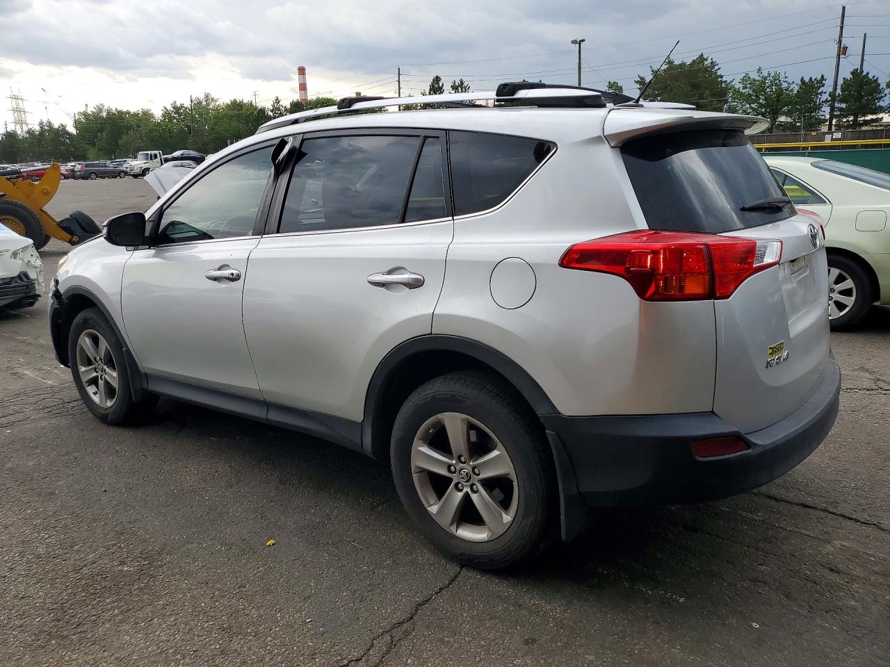 2015 Toyota Rav4 Xle Silver vin: JTMRFREV7FD127019