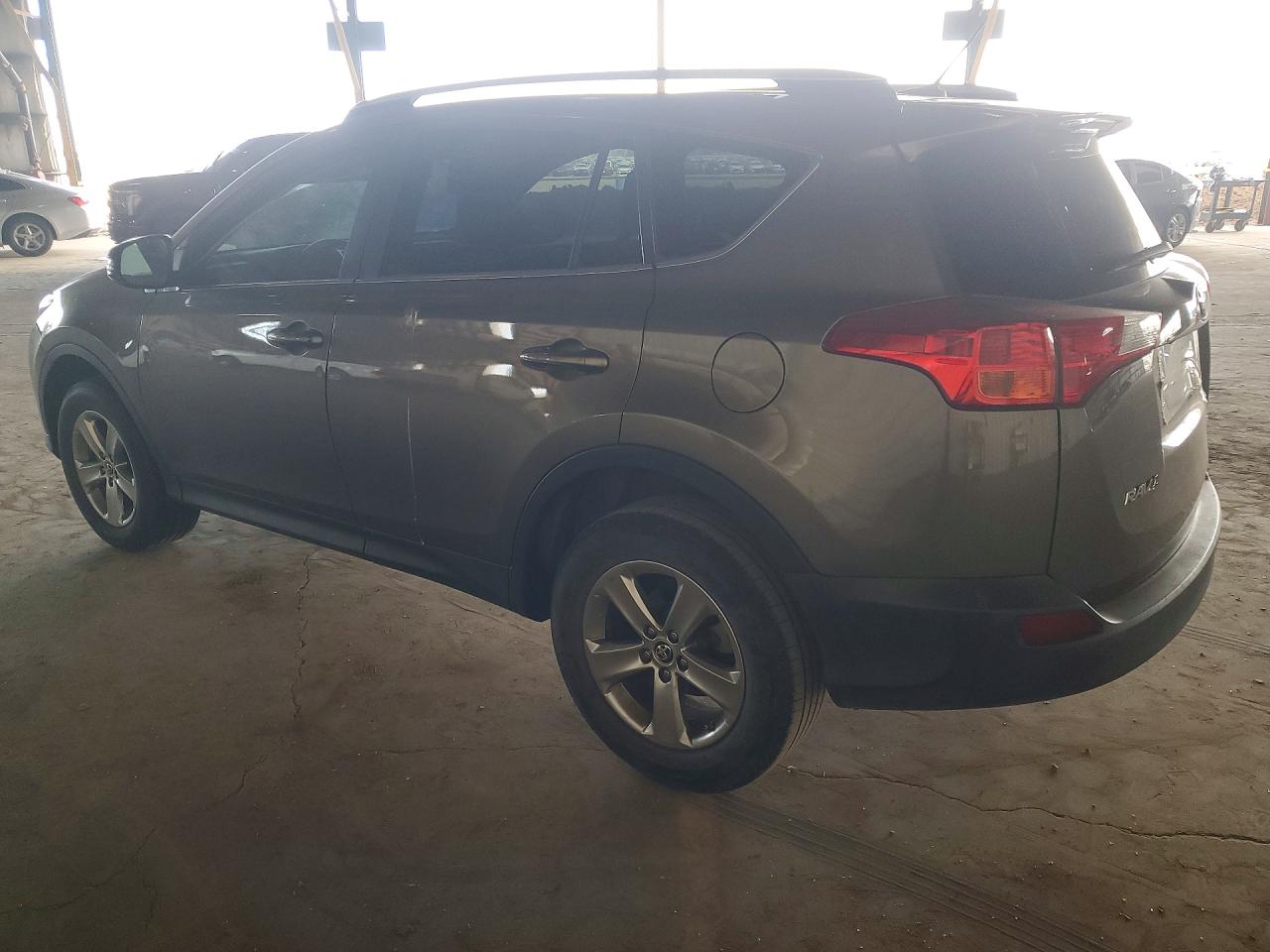 2015 Toyota Rav4 Xle Gray vin: JTMRFREV7FD147657