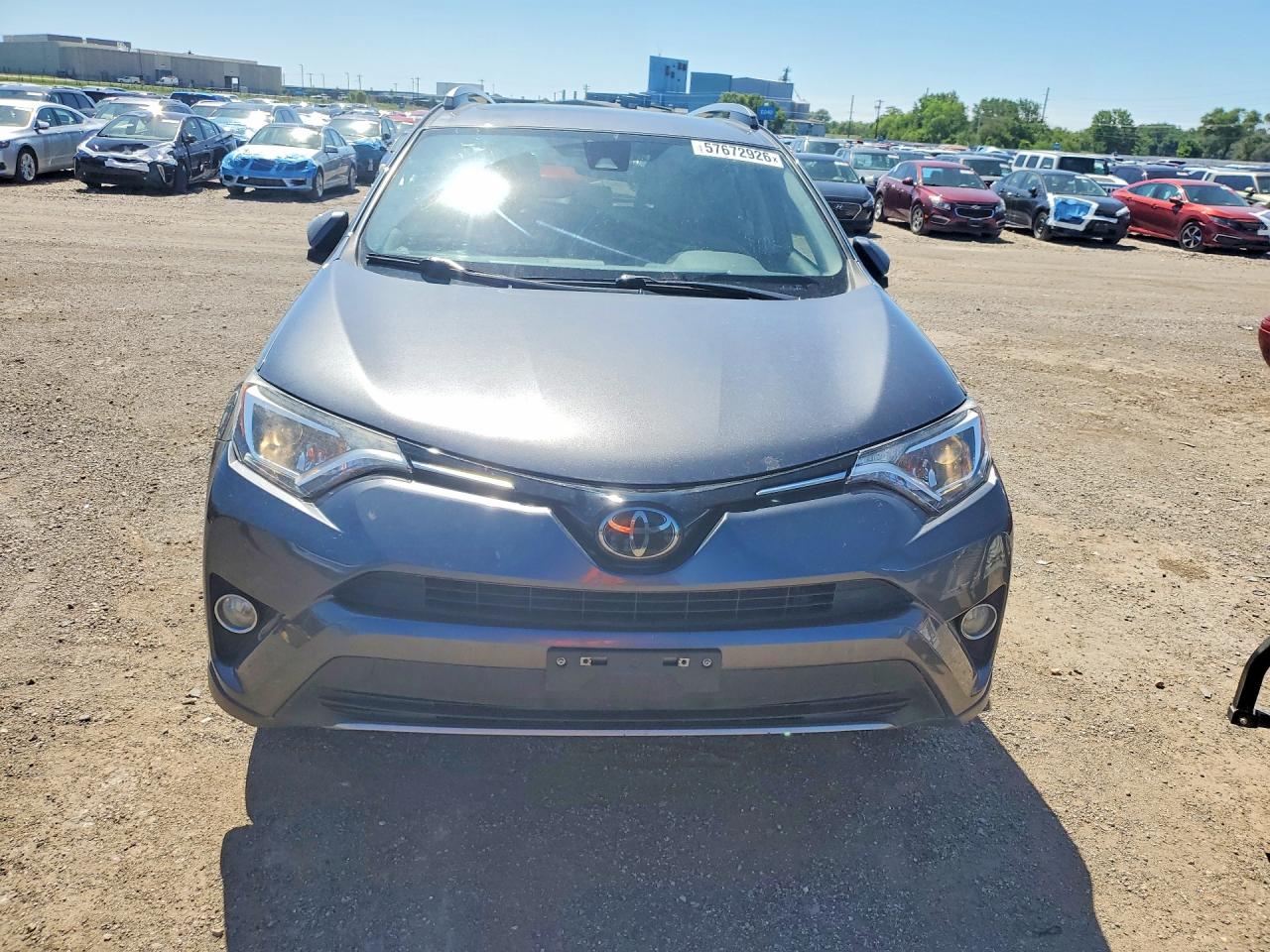 2018 Toyota Rav4 Xle Gray vin: JTMRFREV7JD235584