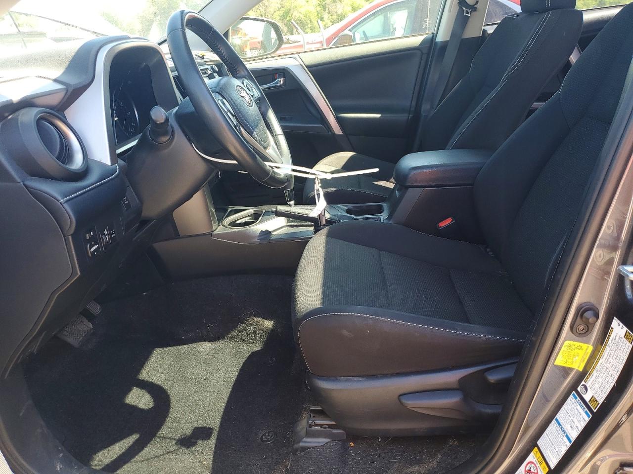 2018 Toyota Rav4 Xle Gray vin: JTMRFREV7JD235584