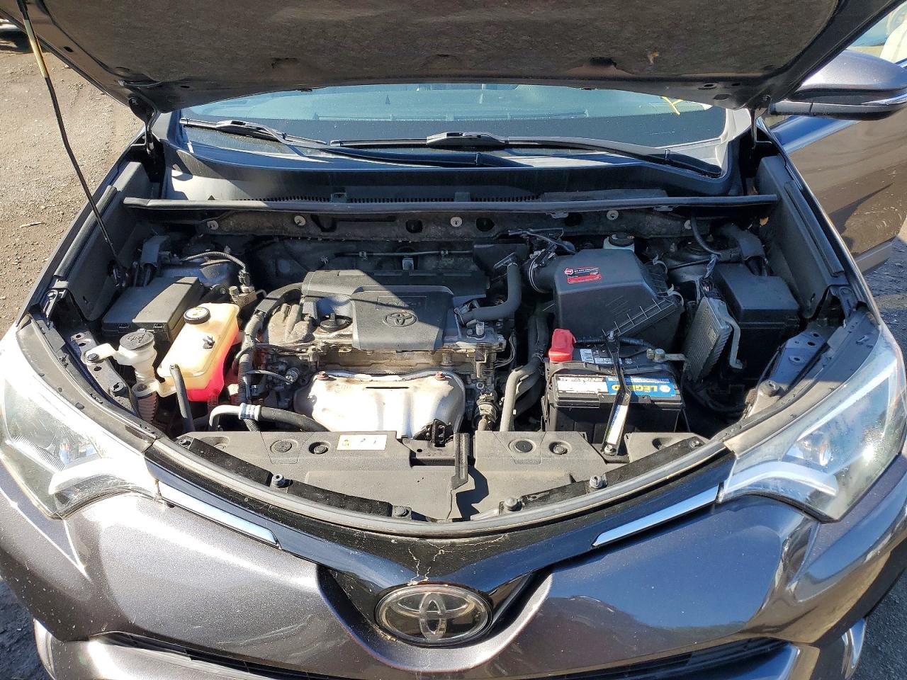 2018 Toyota Rav4 Xle Gray vin: JTMRFREV7JJ723239