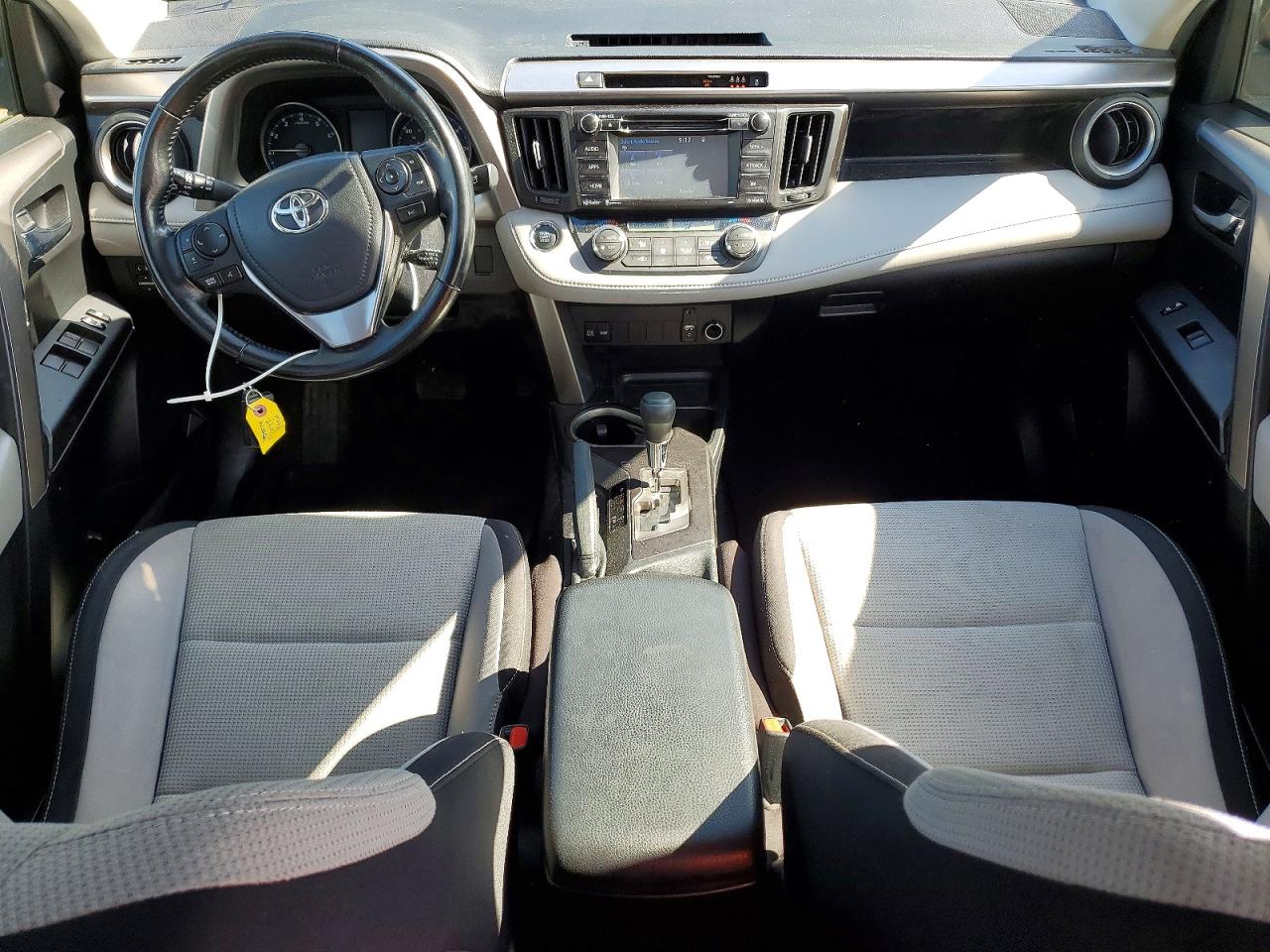 2018 Toyota Rav4 Xle Gray vin: JTMRFREV7JJ723239