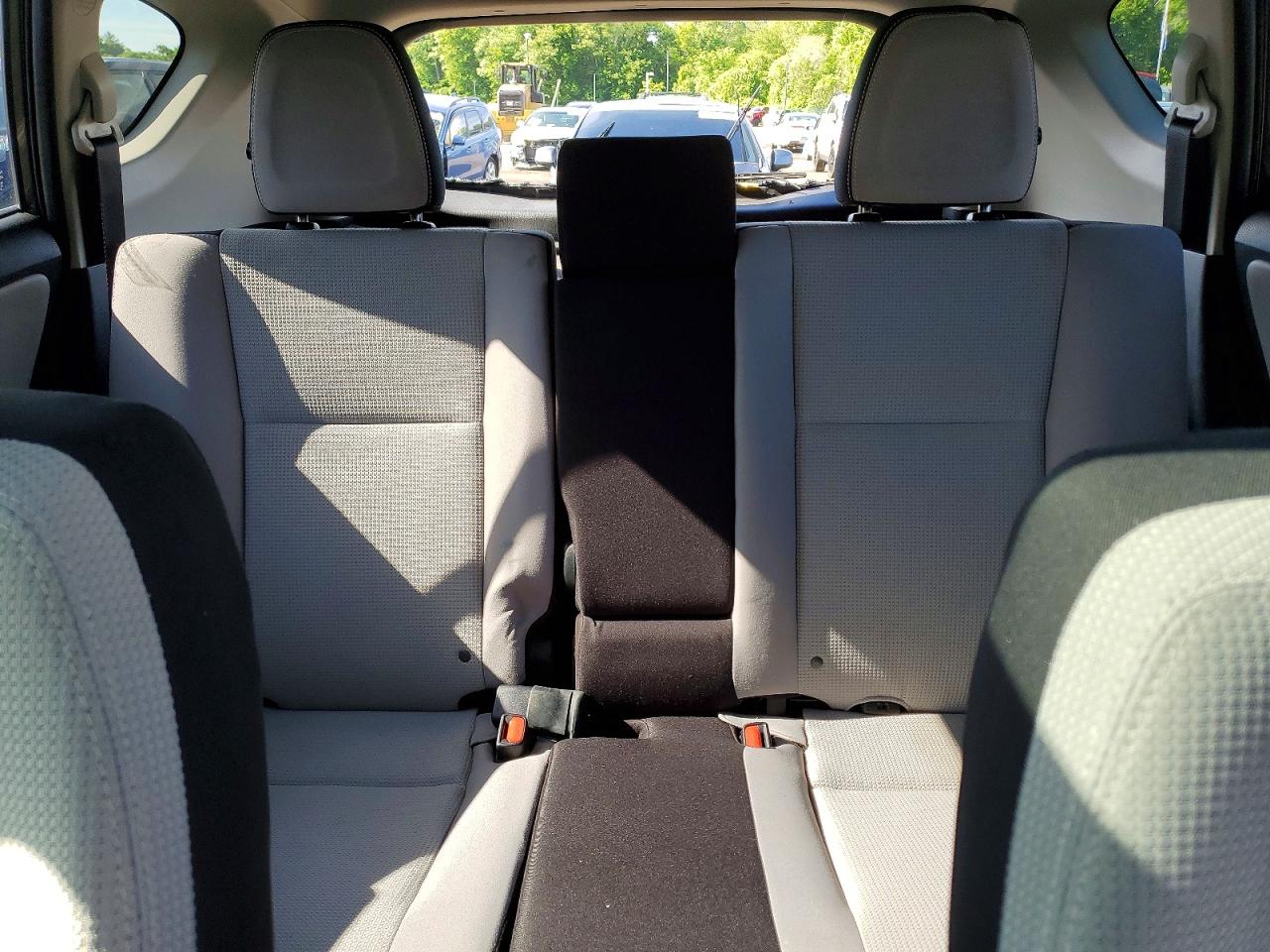 2018 Toyota Rav4 Xle Gray vin: JTMRFREV7JJ723239