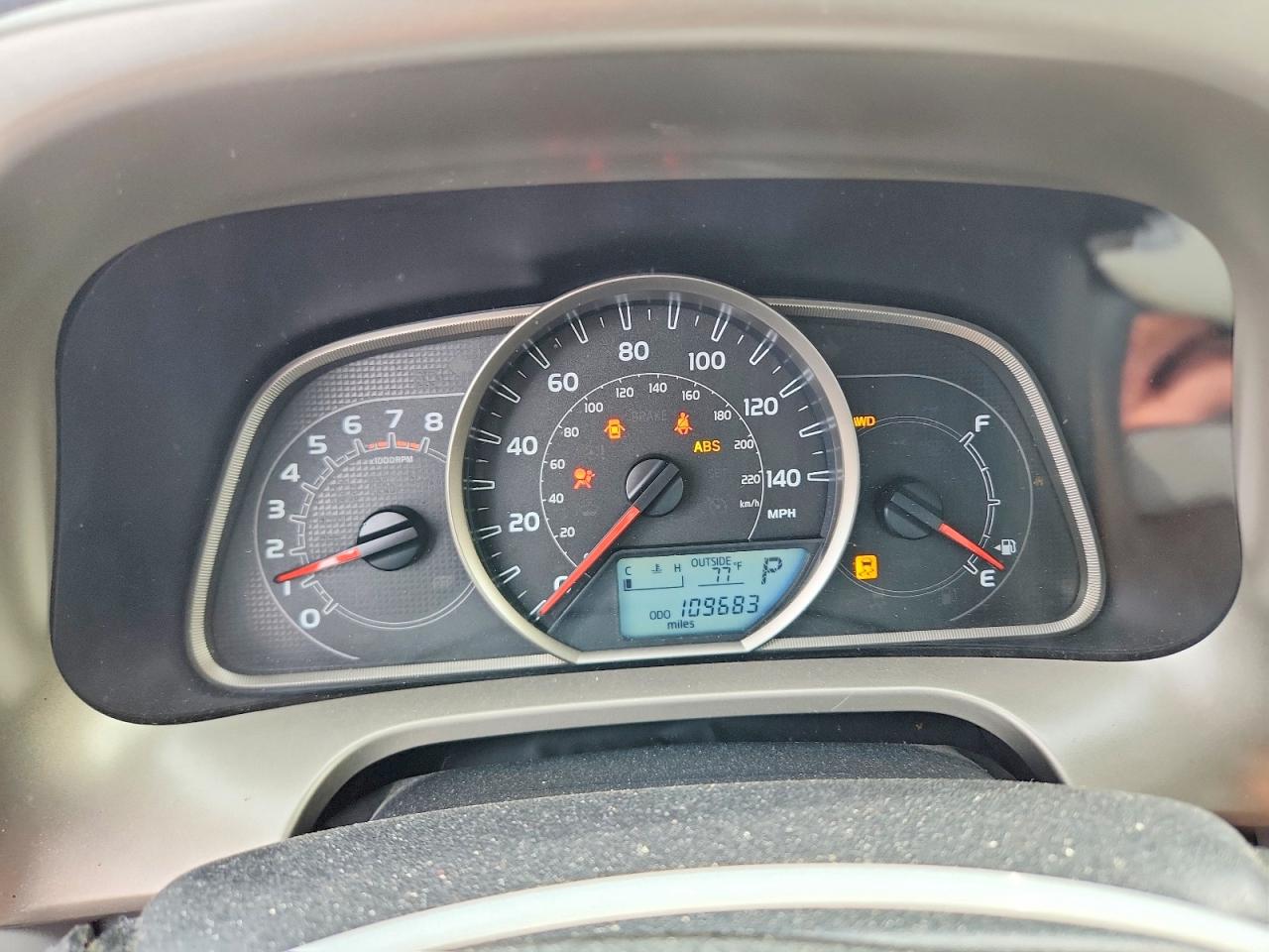 2013 Toyota Rav4 Xle White vin: JTMRFREV8D5025994
