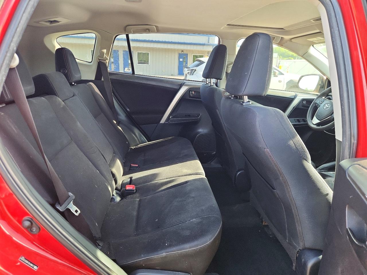 2013 Toyota Rav4 Xle Red vin: JTMRFREV8DD028397