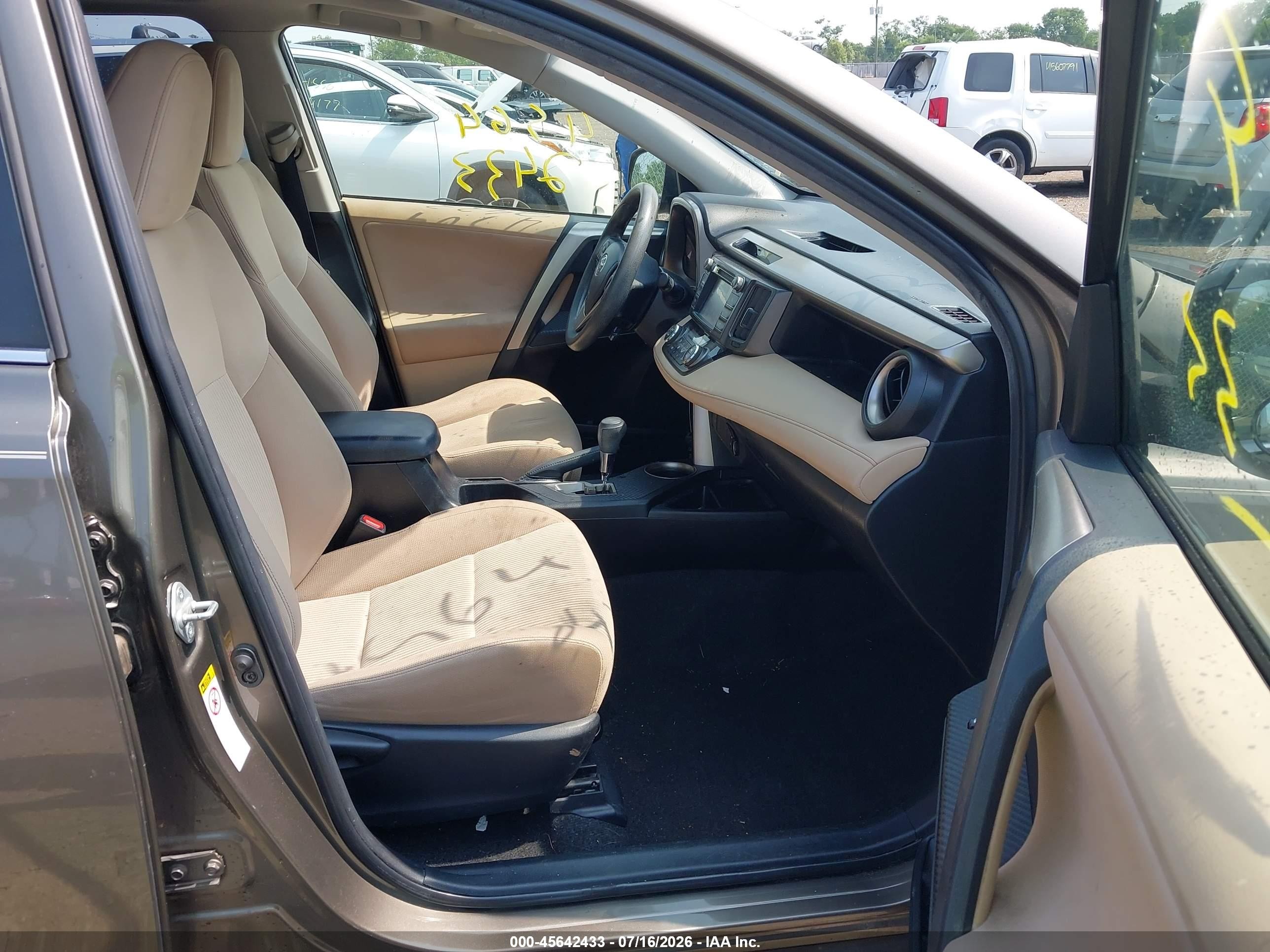 2013 Toyota Rav4 Xle Brown vin: JTMRFREV8DD035561