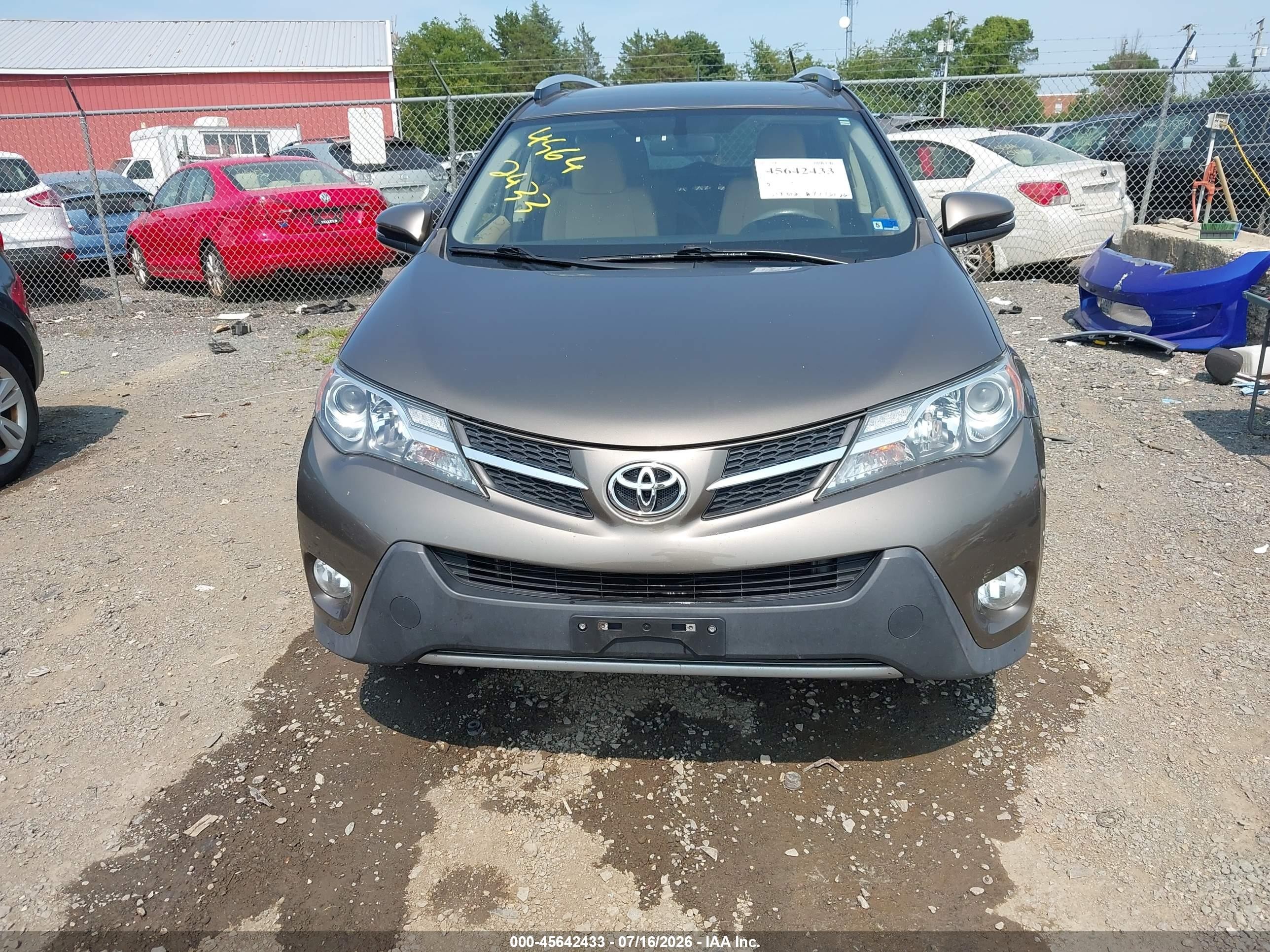 2013 Toyota Rav4 Xle Brown vin: JTMRFREV8DD035561