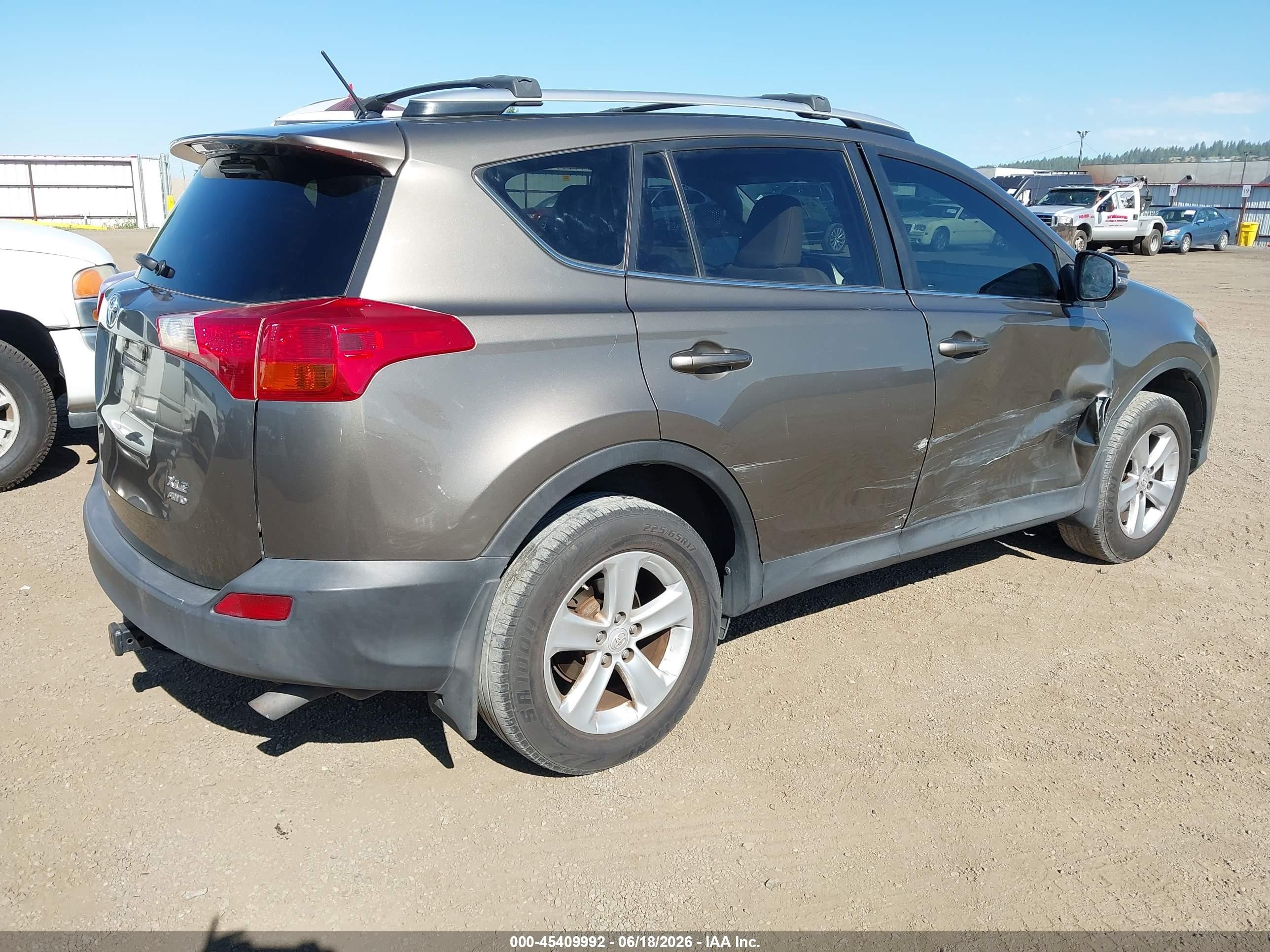 2013 Toyota Rav4 Xle Gray vin: JTMRFREV8DD037648