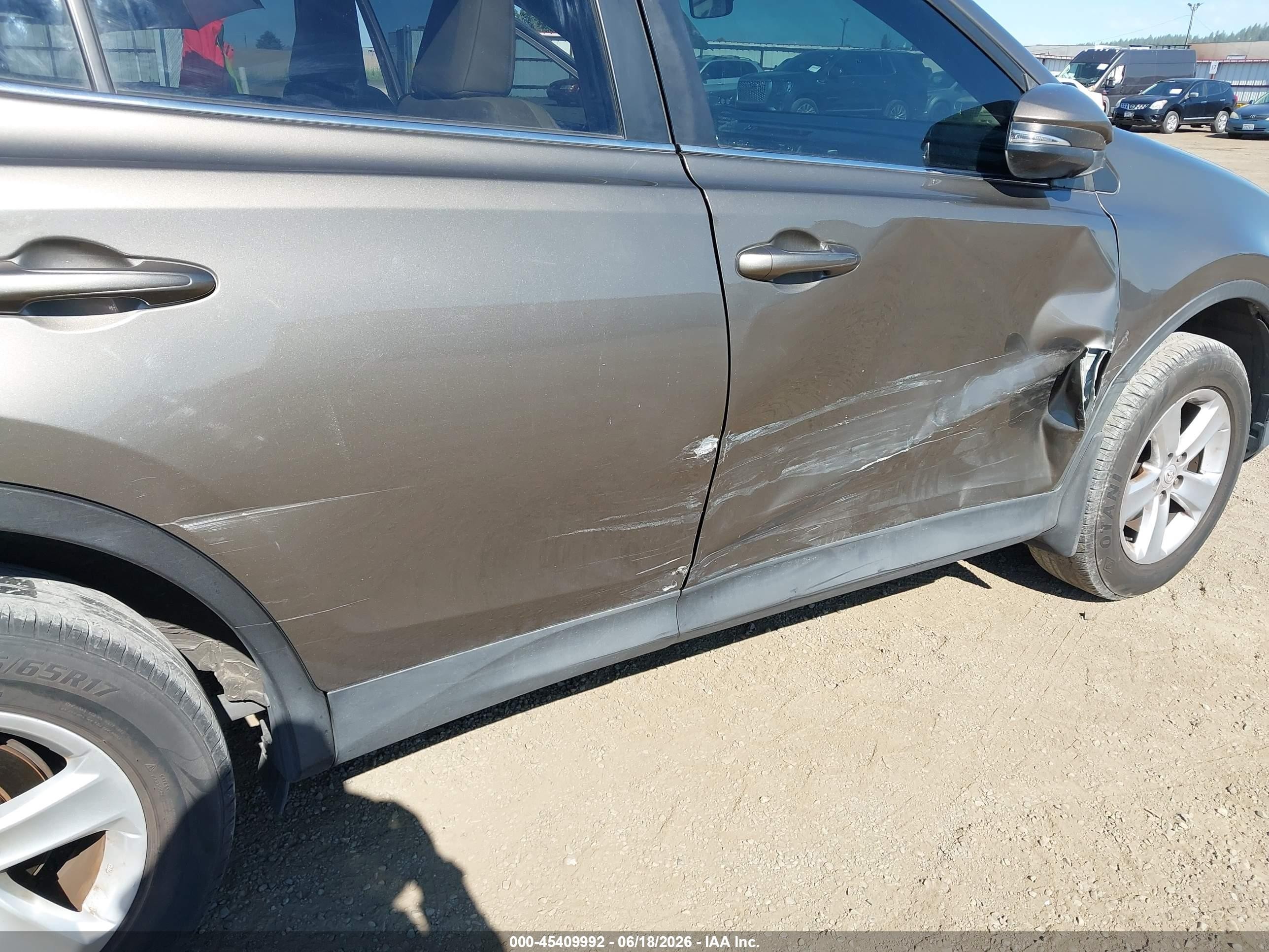 2013 Toyota Rav4 Xle Gray vin: JTMRFREV8DD037648