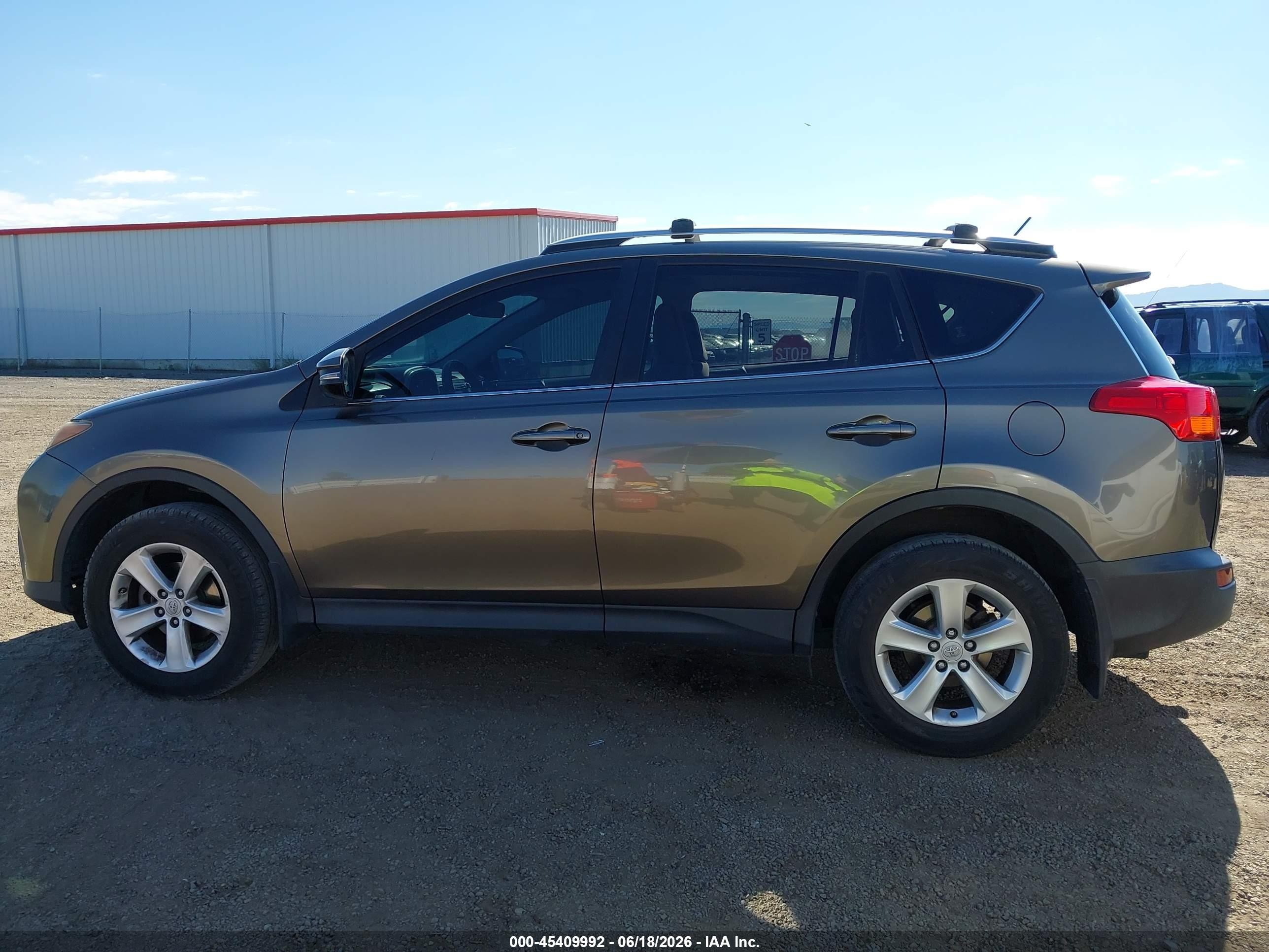 2013 Toyota Rav4 Xle Gray vin: JTMRFREV8DD037648