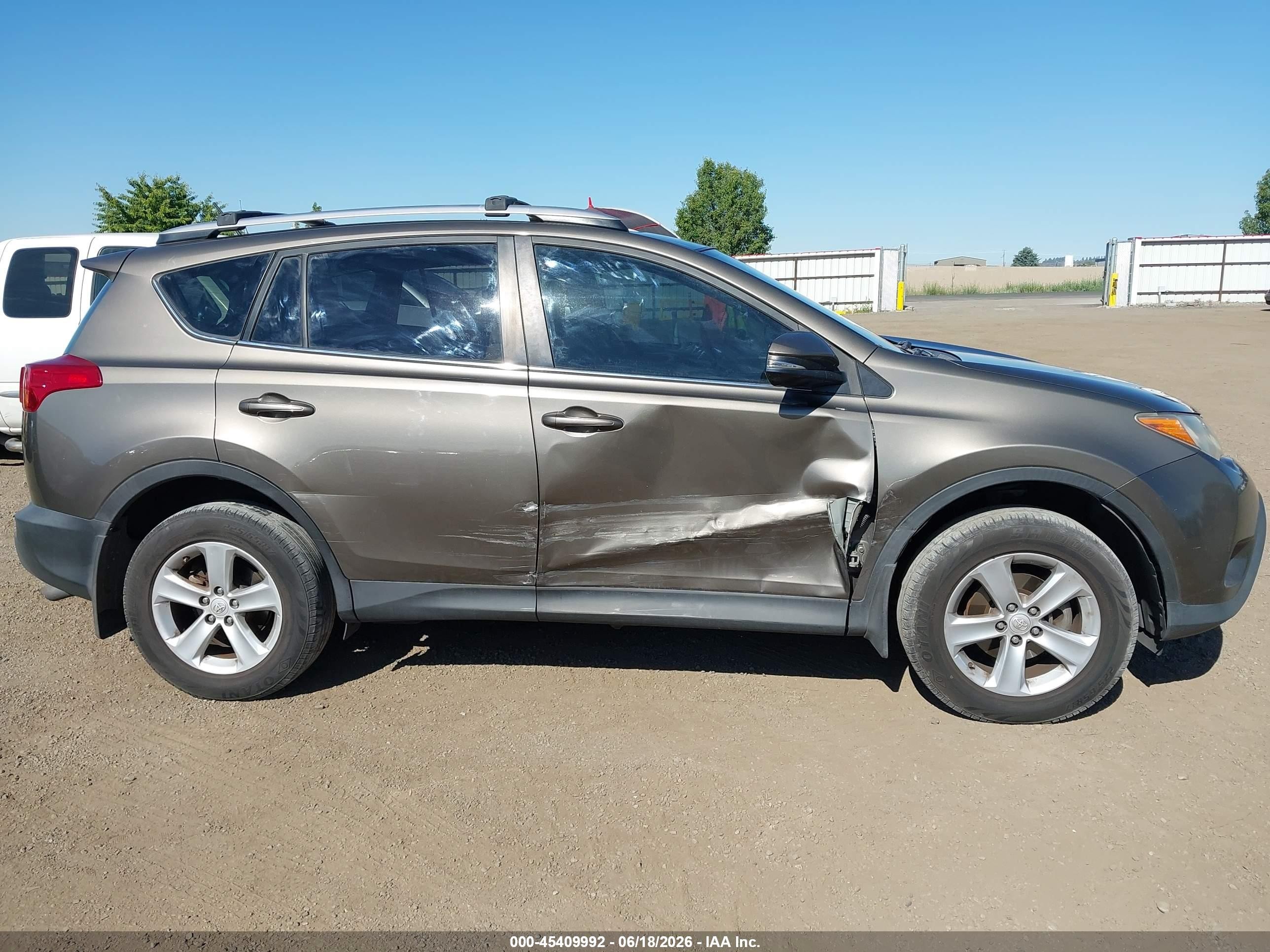 2013 Toyota Rav4 Xle Gray vin: JTMRFREV8DD037648
