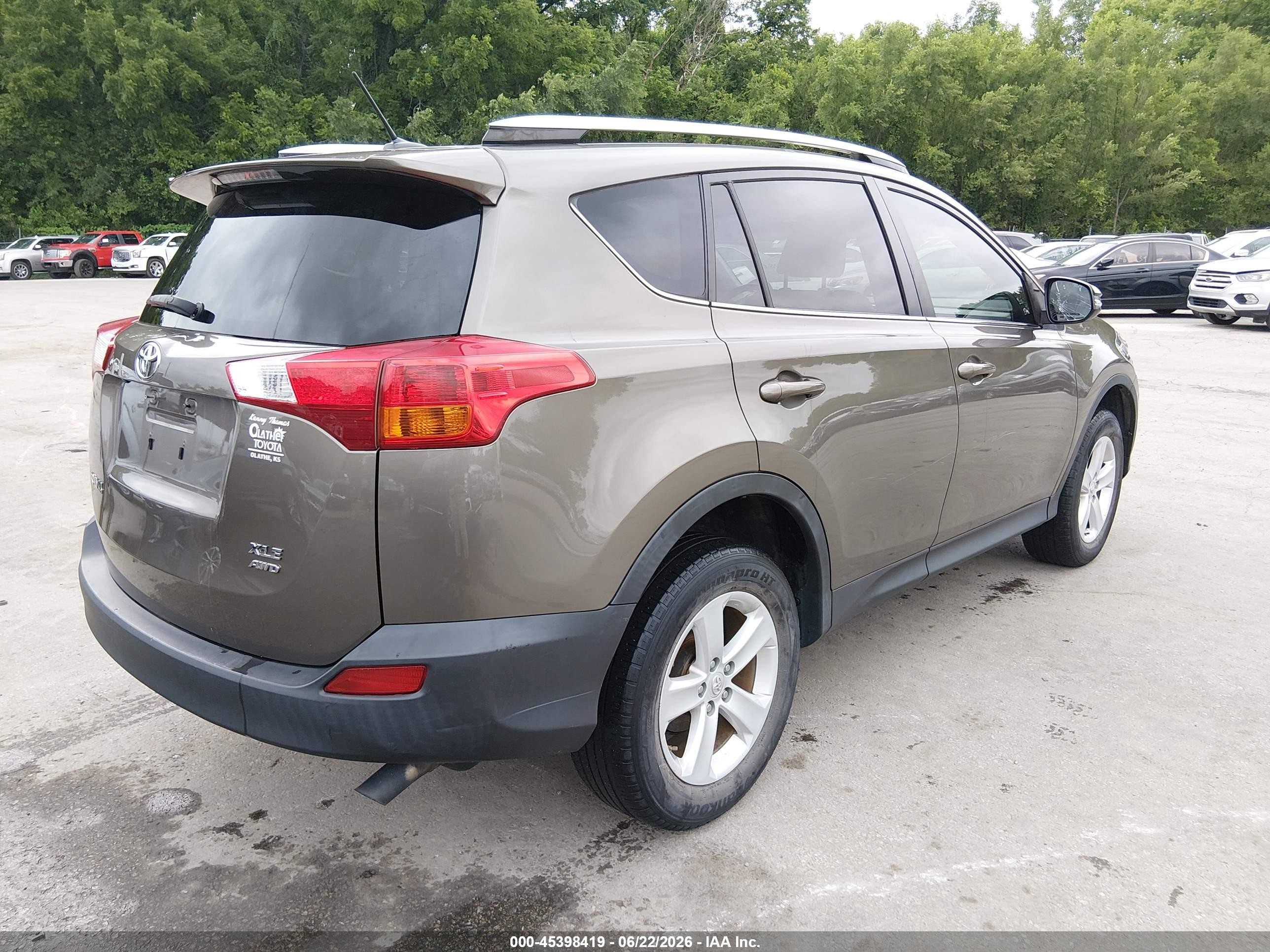 2014 Toyota Rav4 Xle Brown vin: JTMRFREV8ED056833
