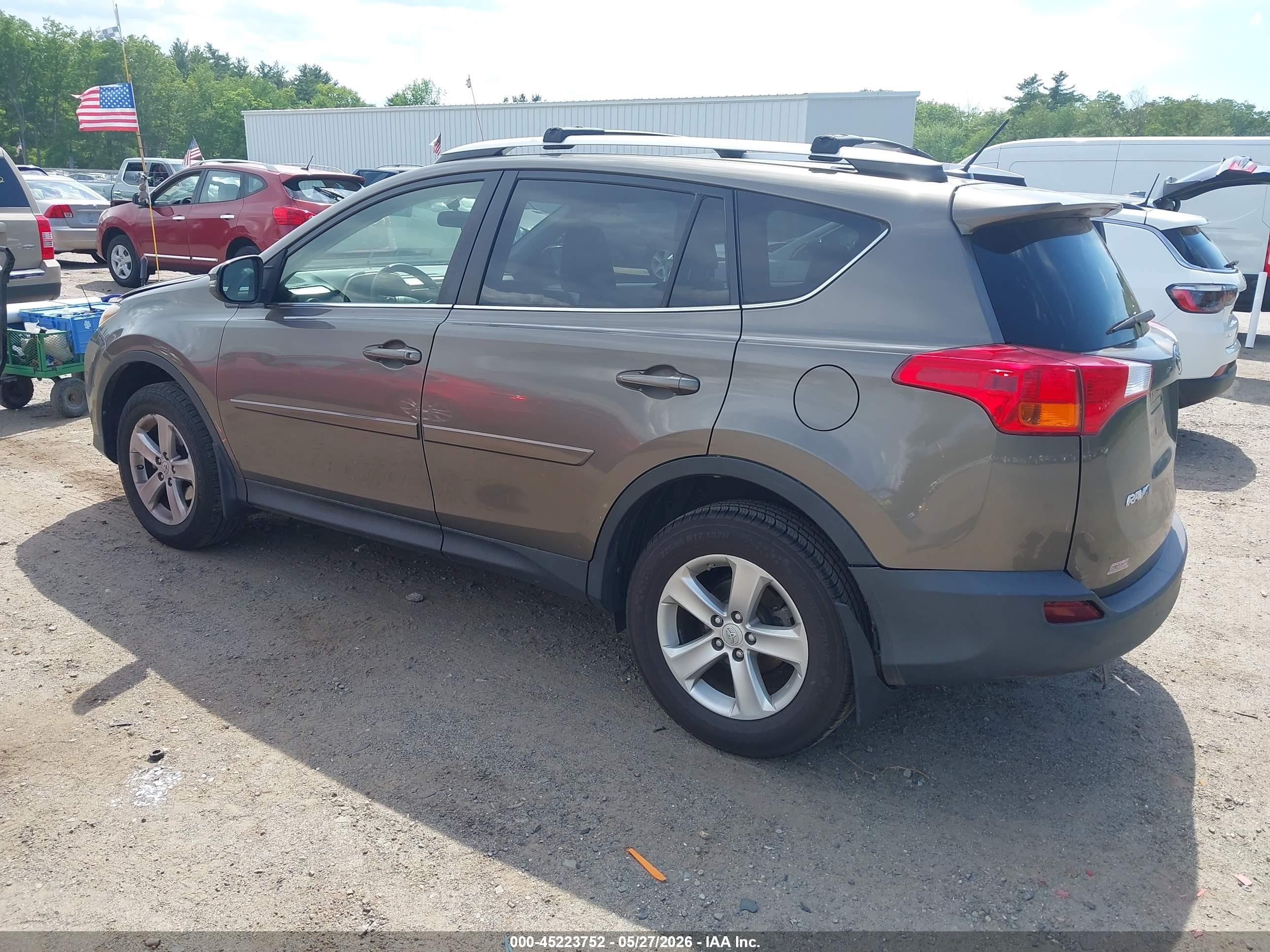2014 Toyota Rav4 Xle Brown vin: JTMRFREV8ED066875