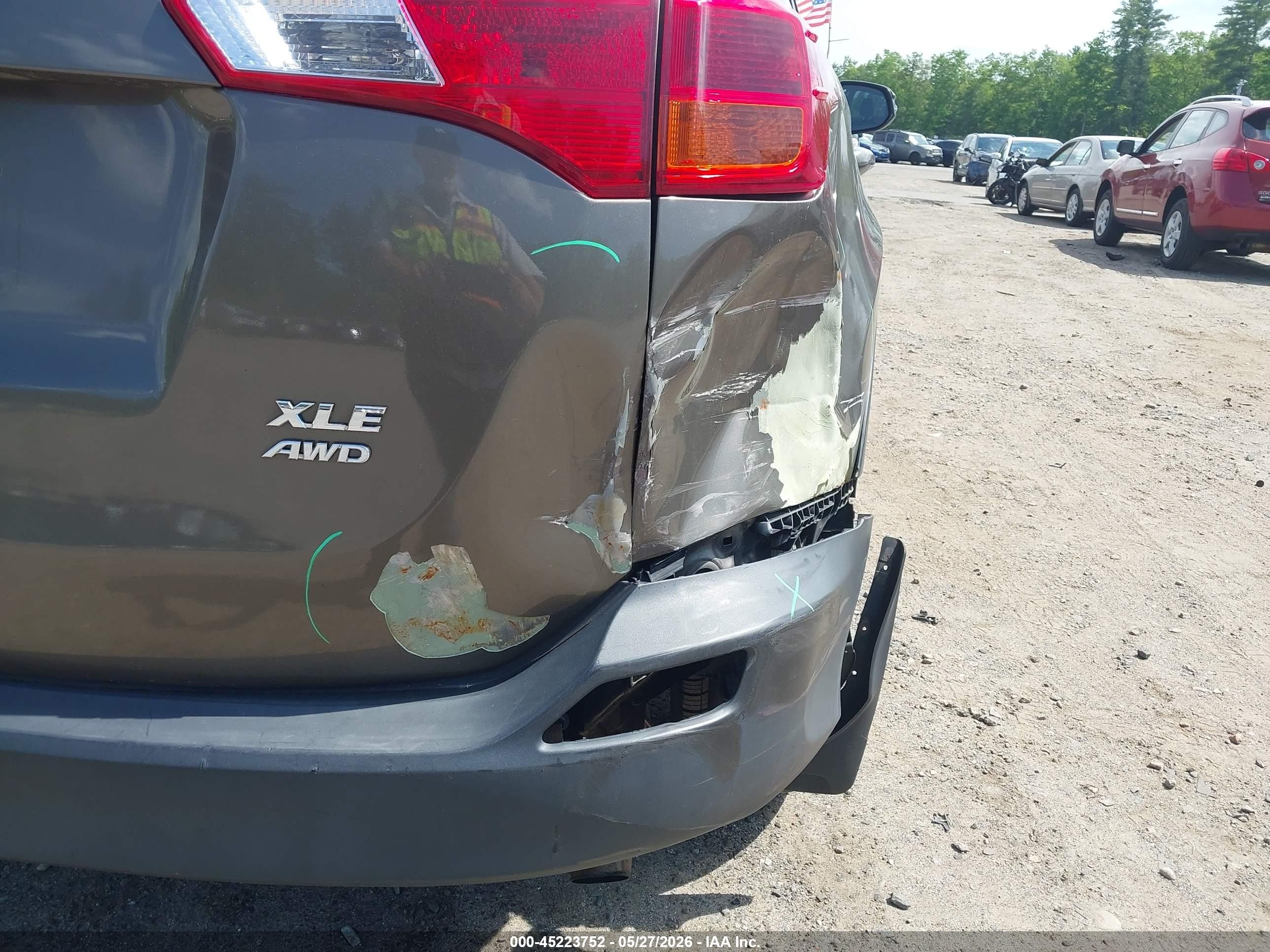 2014 Toyota Rav4 Xle Brown vin: JTMRFREV8ED066875