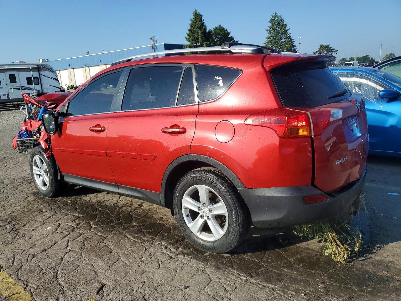 2014 Toyota Rav4 Xle Red vin: JTMRFREV8EJ001395