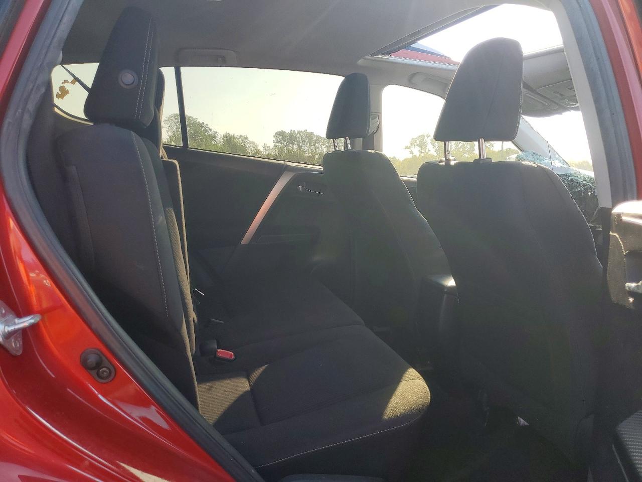 2014 Toyota Rav4 Xle Red vin: JTMRFREV8EJ001395