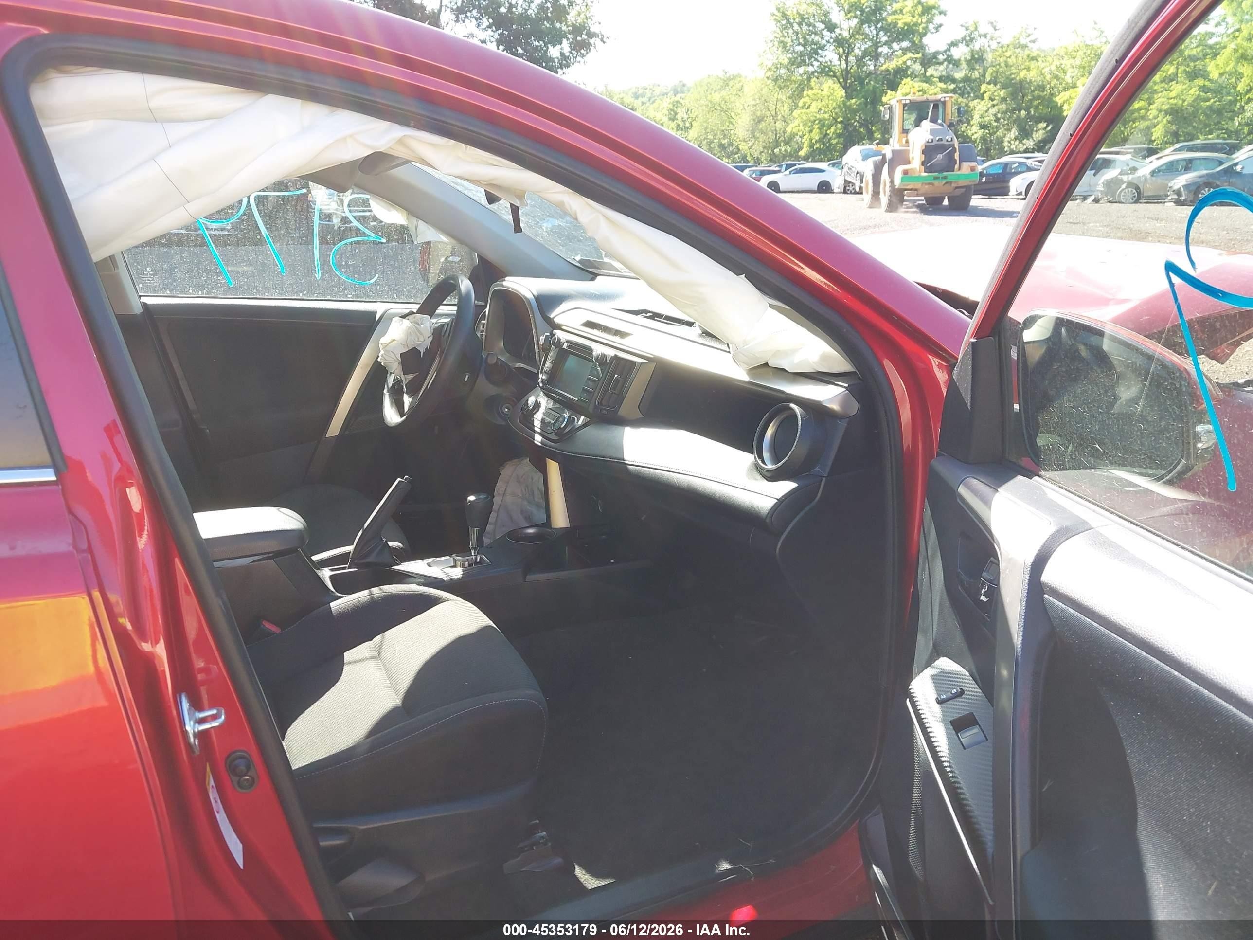 2014 Toyota Rav4 Xle Красный vin: JTMRFREV8EJ008539