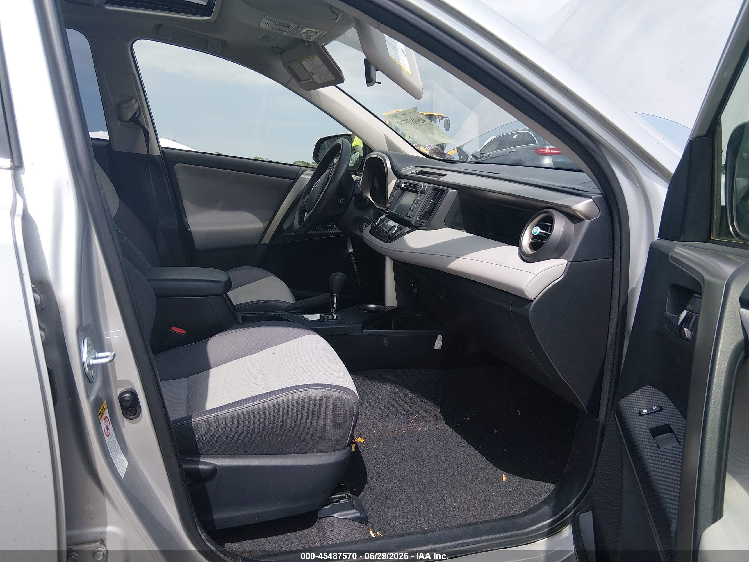 2014 Toyota Rav4 Xle Silver vin: JTMRFREV8EJ012817