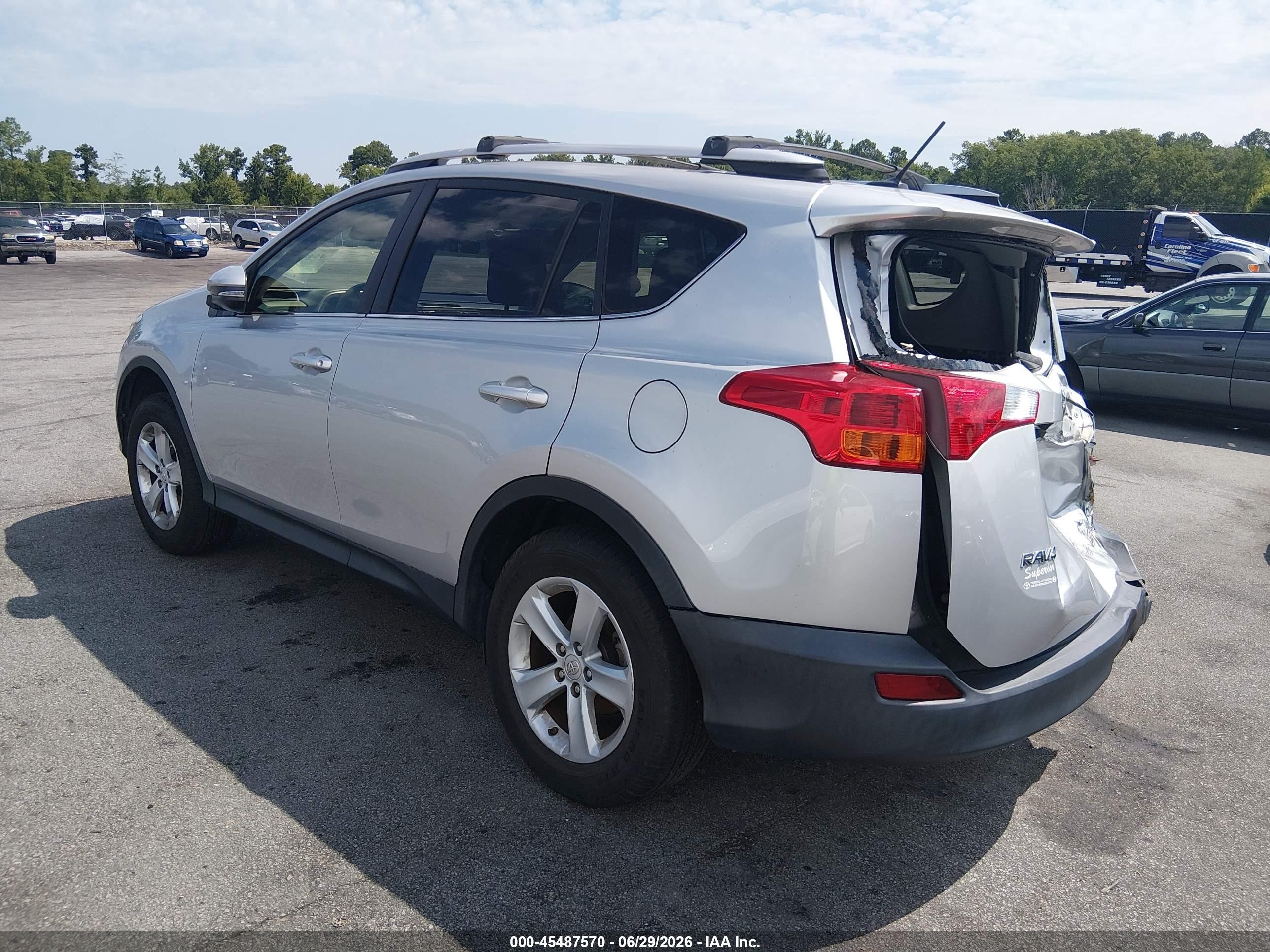 2014 Toyota Rav4 Xle Silver vin: JTMRFREV8EJ012817