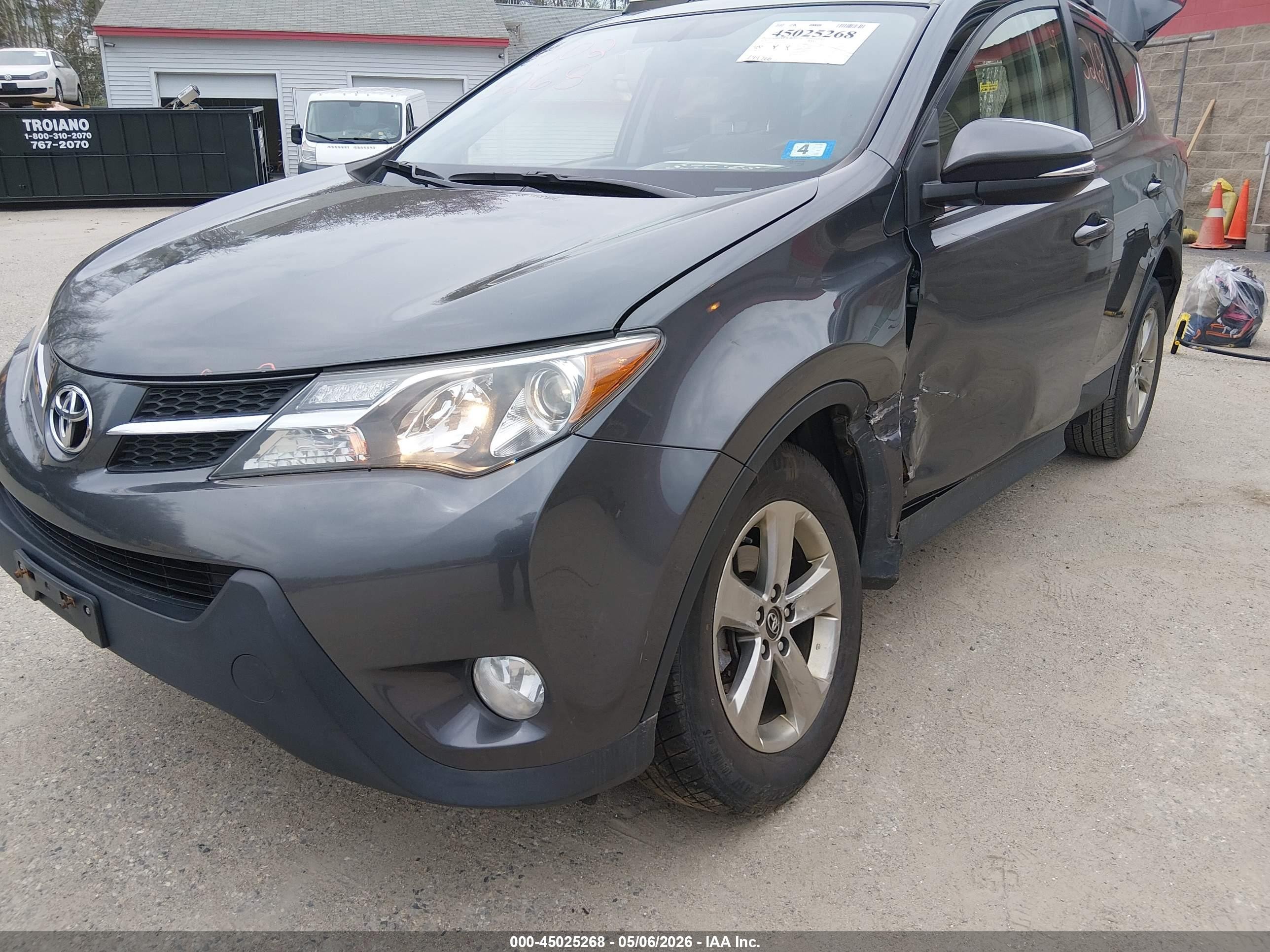 2015 Toyota Rav4 Xle Gray vin: JTMRFREV8FD121536