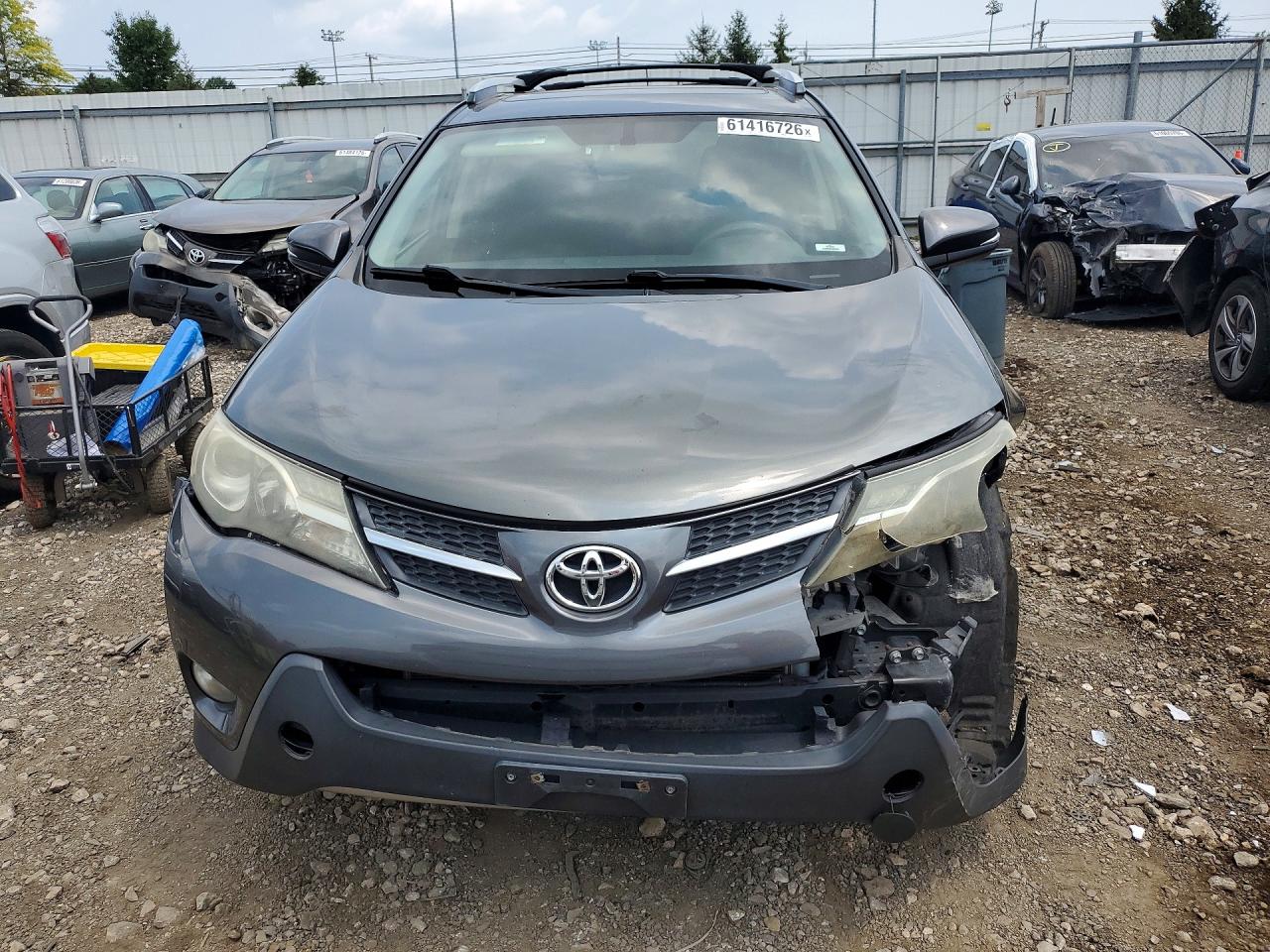 2015 Toyota Rav4 Xle Gray vin: JTMRFREV8FD126445