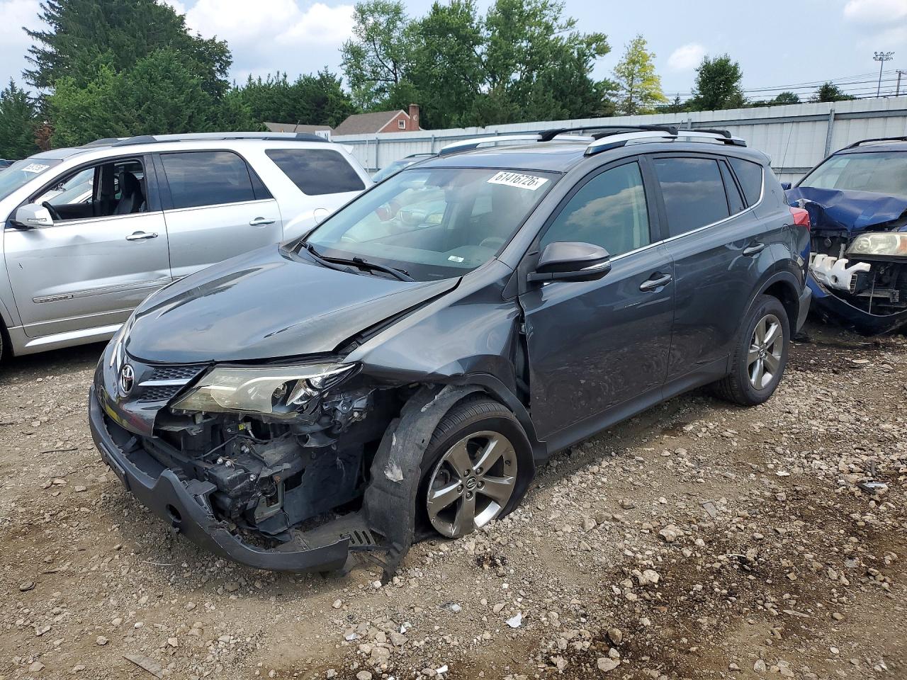 2015 Toyota Rav4 Xle Gray vin: JTMRFREV8FD126445