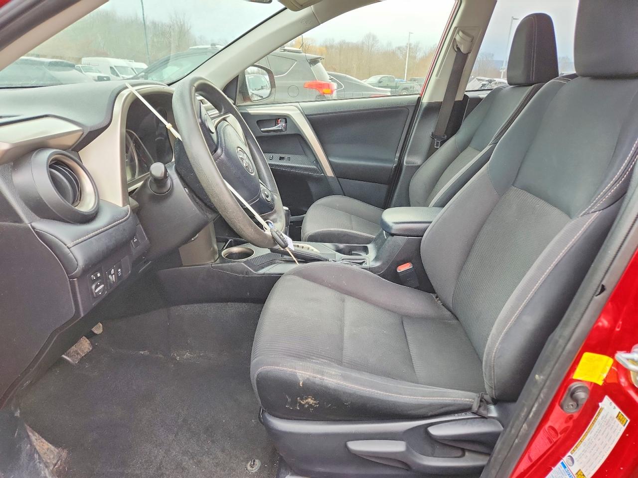 2015 Toyota Rav4 Xle Red vin: JTMRFREV8FD129426