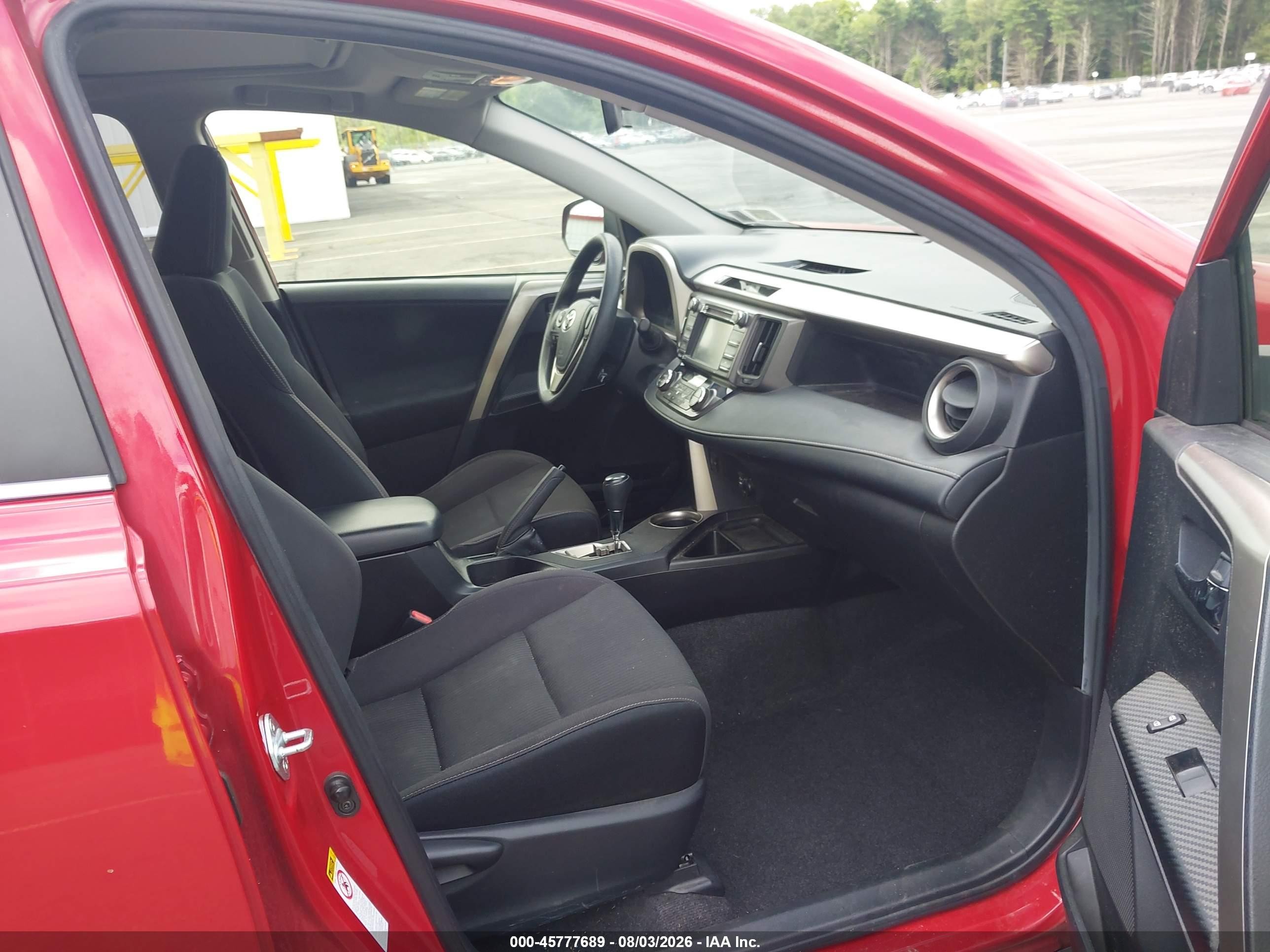 2015 Toyota Rav4 Xle Red vin: JTMRFREV8FD144931