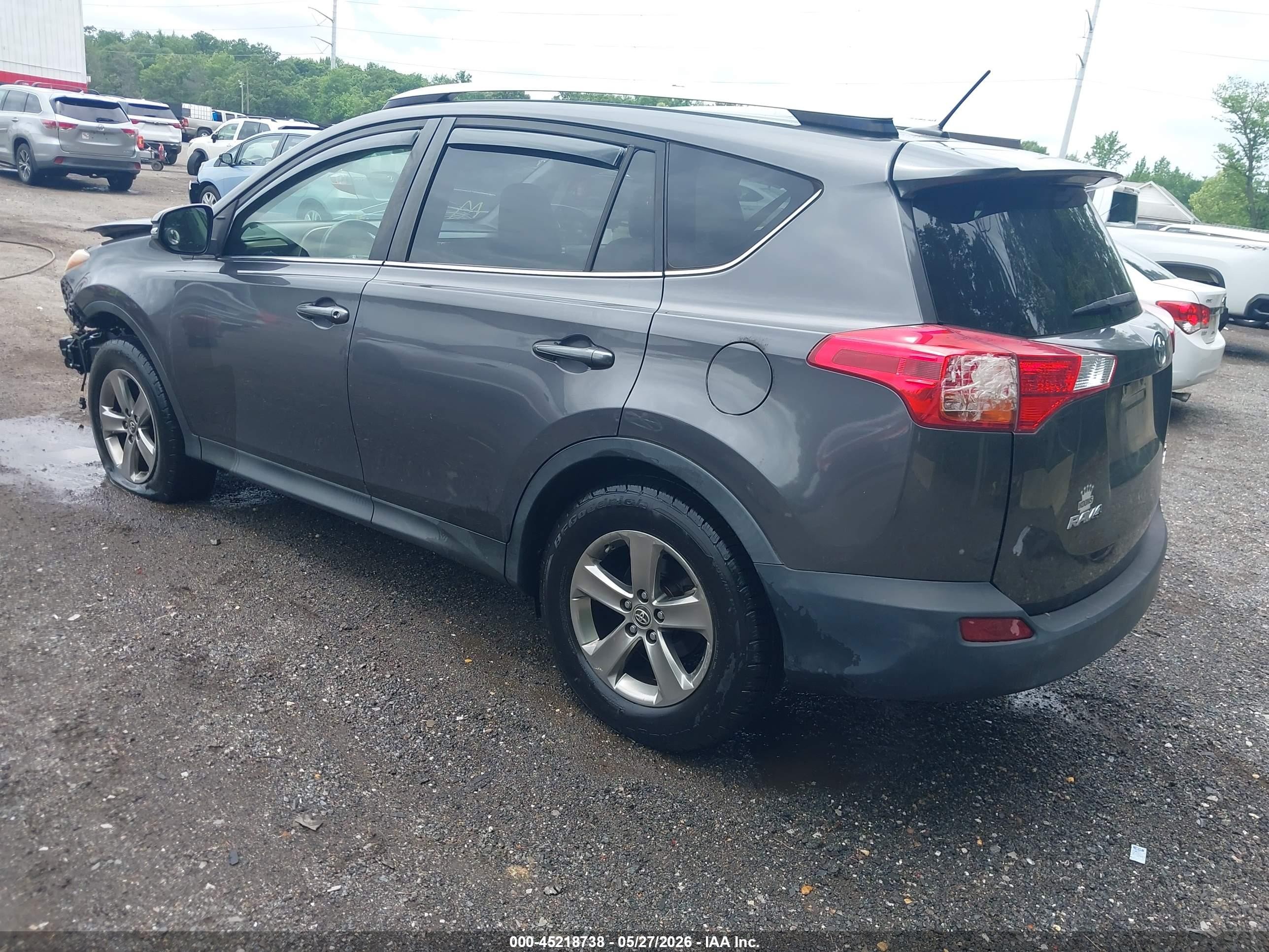 2015 Toyota Rav4 Xle Gray vin: JTMRFREV8FJ025357