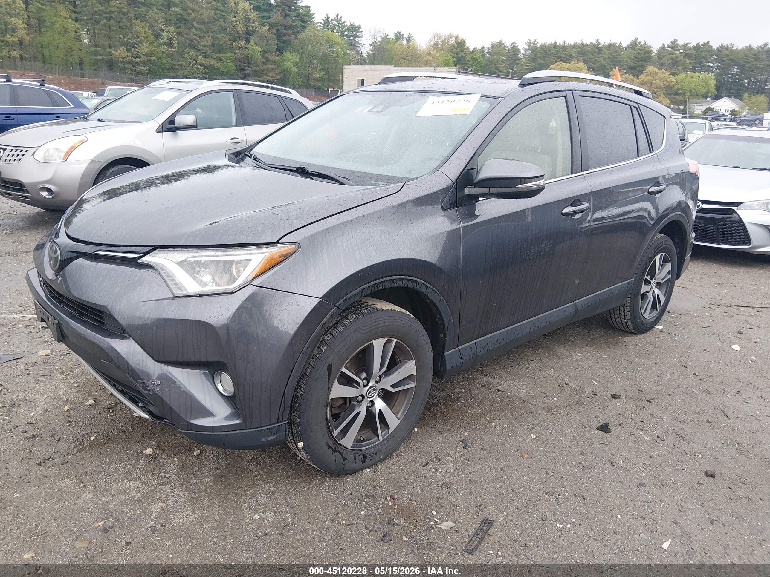 2018 Toyota Rav4 Xle Серый vin: JTMRFREV8JJ182413