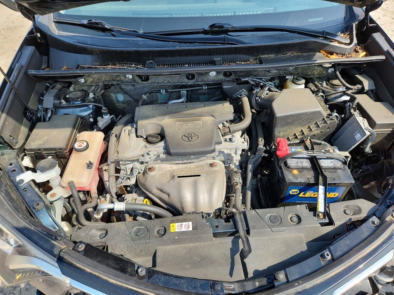 2018 Toyota Rav4 Xle Blue vin: JTMRFREV8JJ250631