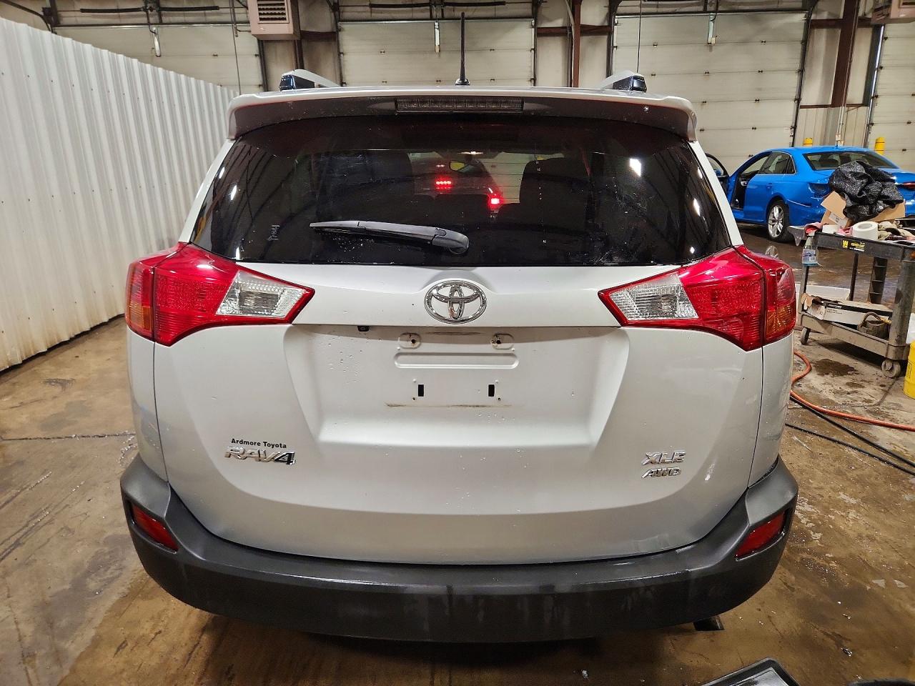2013 Toyota Rav4 Xle Silver vin: JTMRFREV9D5008637