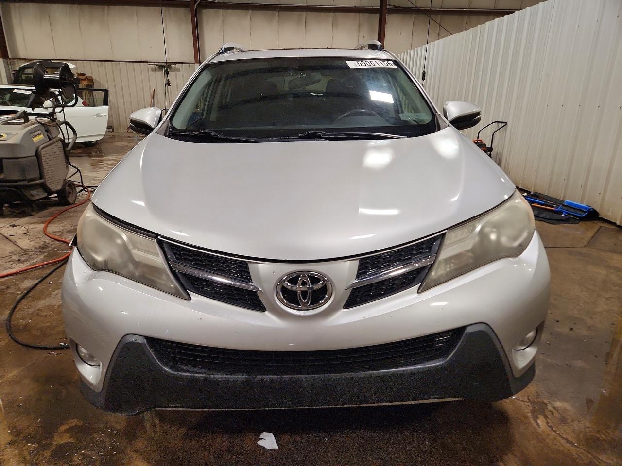2013 Toyota Rav4 Xle Silver vin: JTMRFREV9D5008637