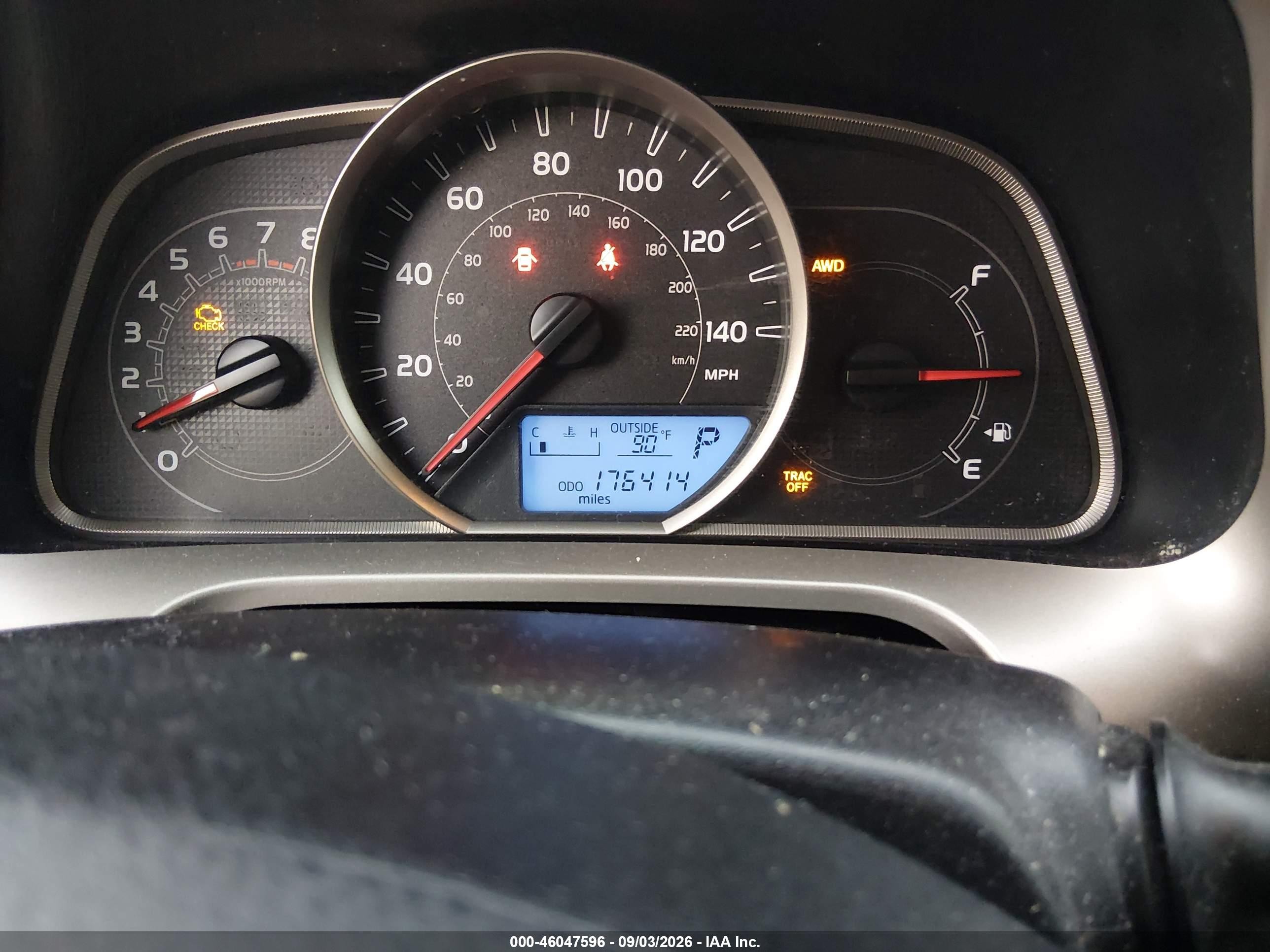 2013 Toyota Rav4 Xle Silver vin: JTMRFREV9D5028404