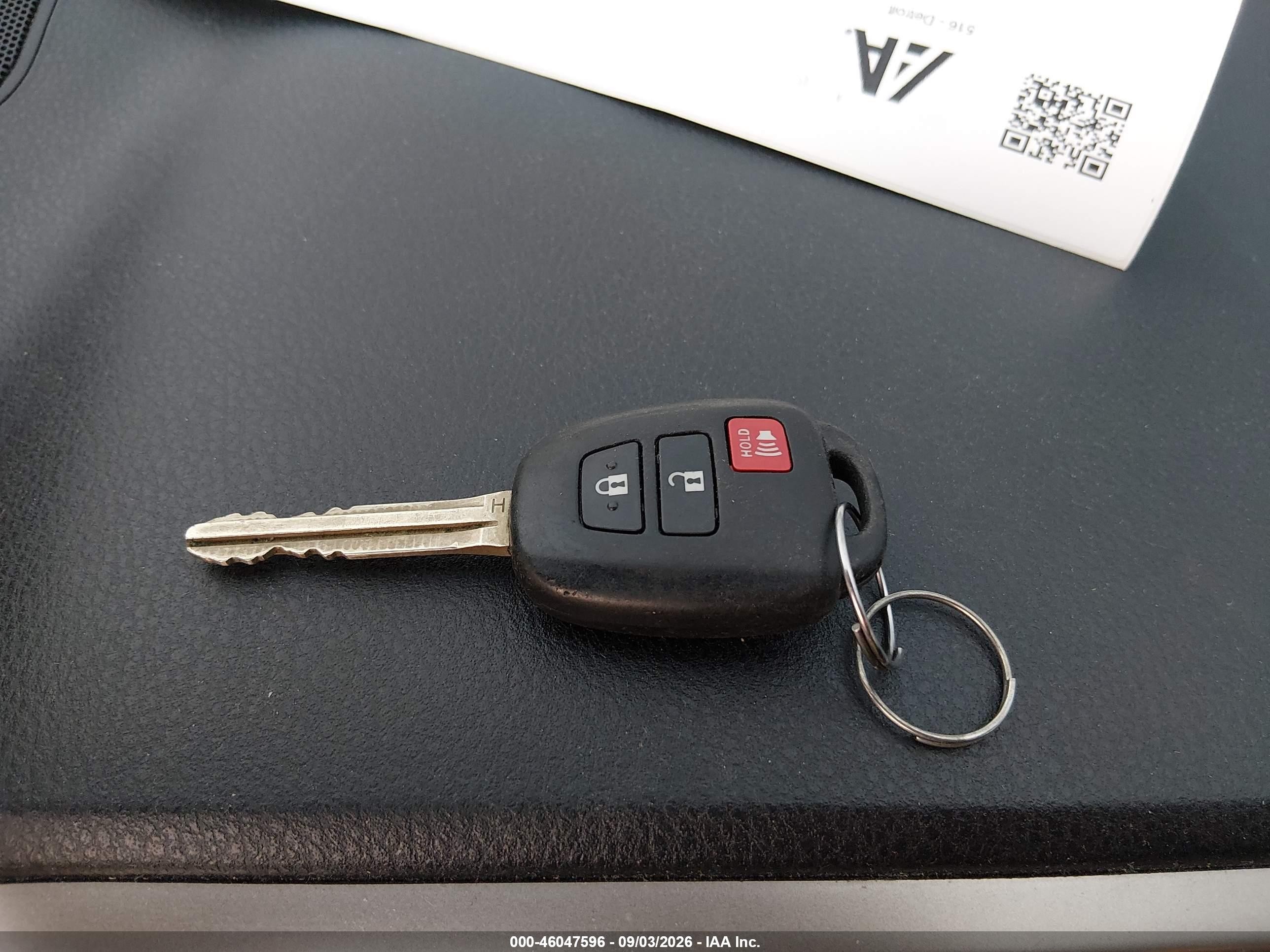 2013 Toyota Rav4 Xle Silver vin: JTMRFREV9D5028404