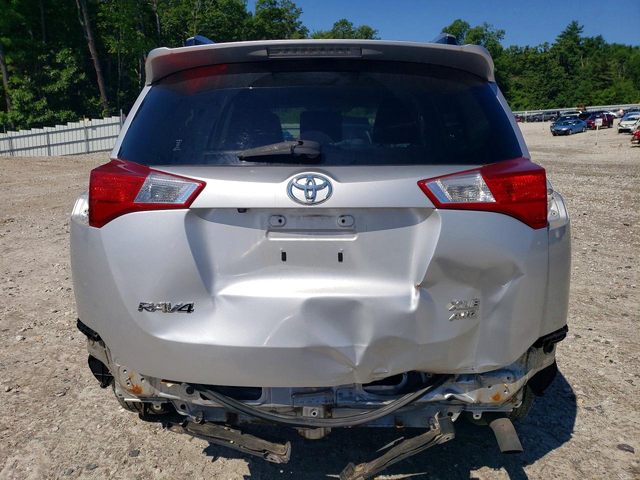 2013 Toyota Rav4 Xle Silver vin: JTMRFREV9DD014332