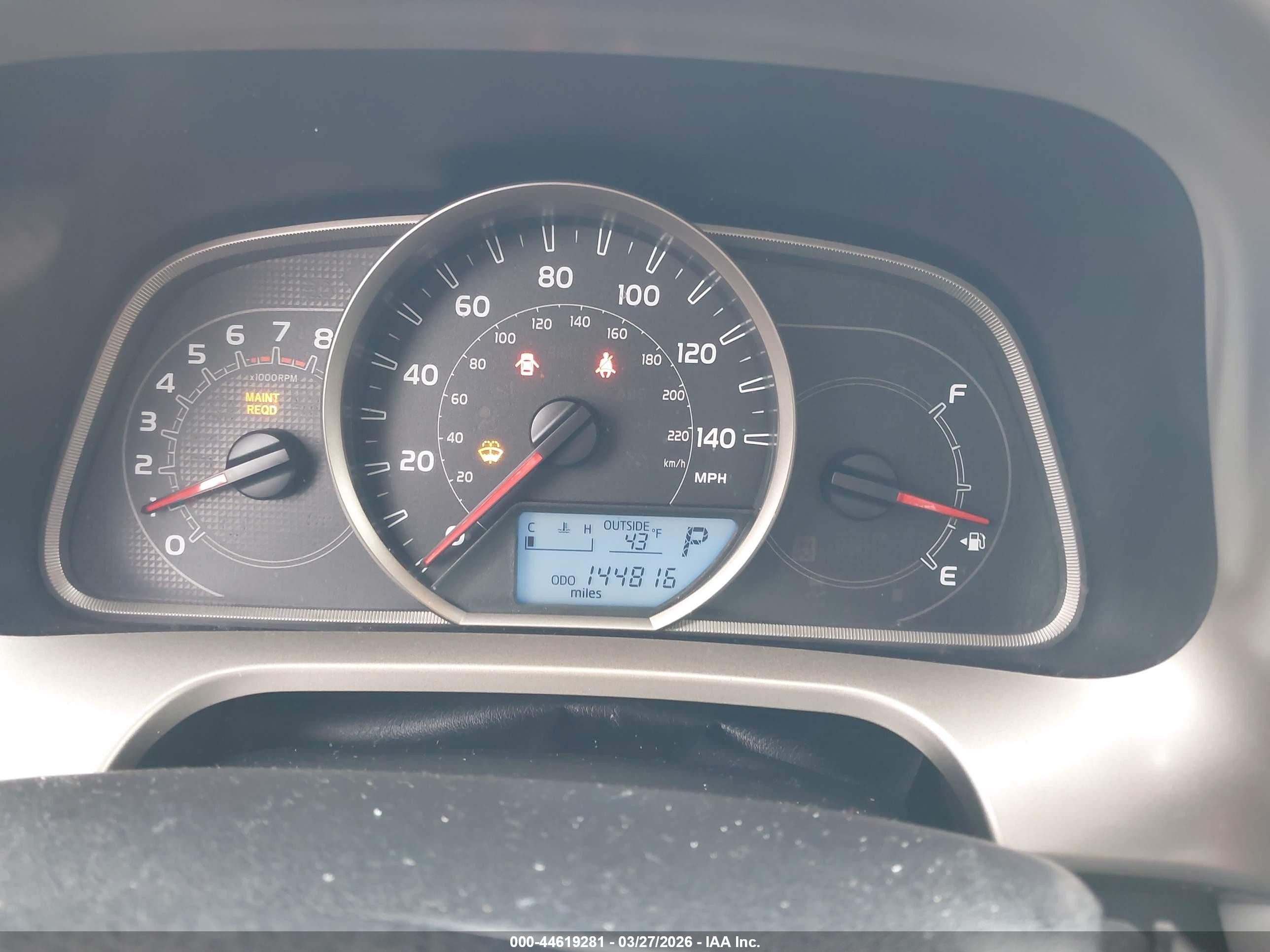 2014 Toyota Rav4 Xle Silver vin: JTMRFREV9ED069686