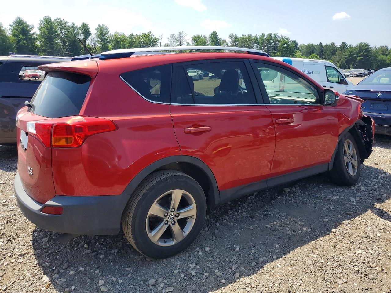 2015 Toyota Rav4 Xle Red vin: JTMRFREV9FD097666
