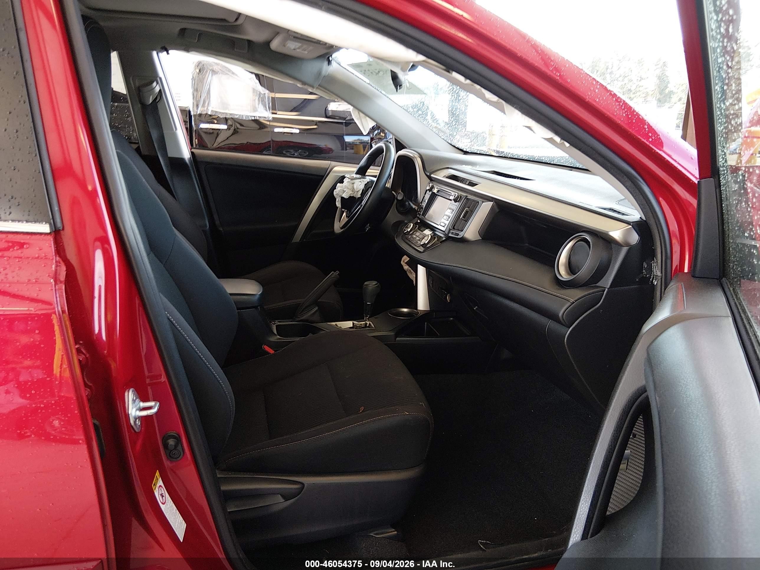 2015 Toyota Rav4 Xle Red vin: JTMRFREV9FD099885