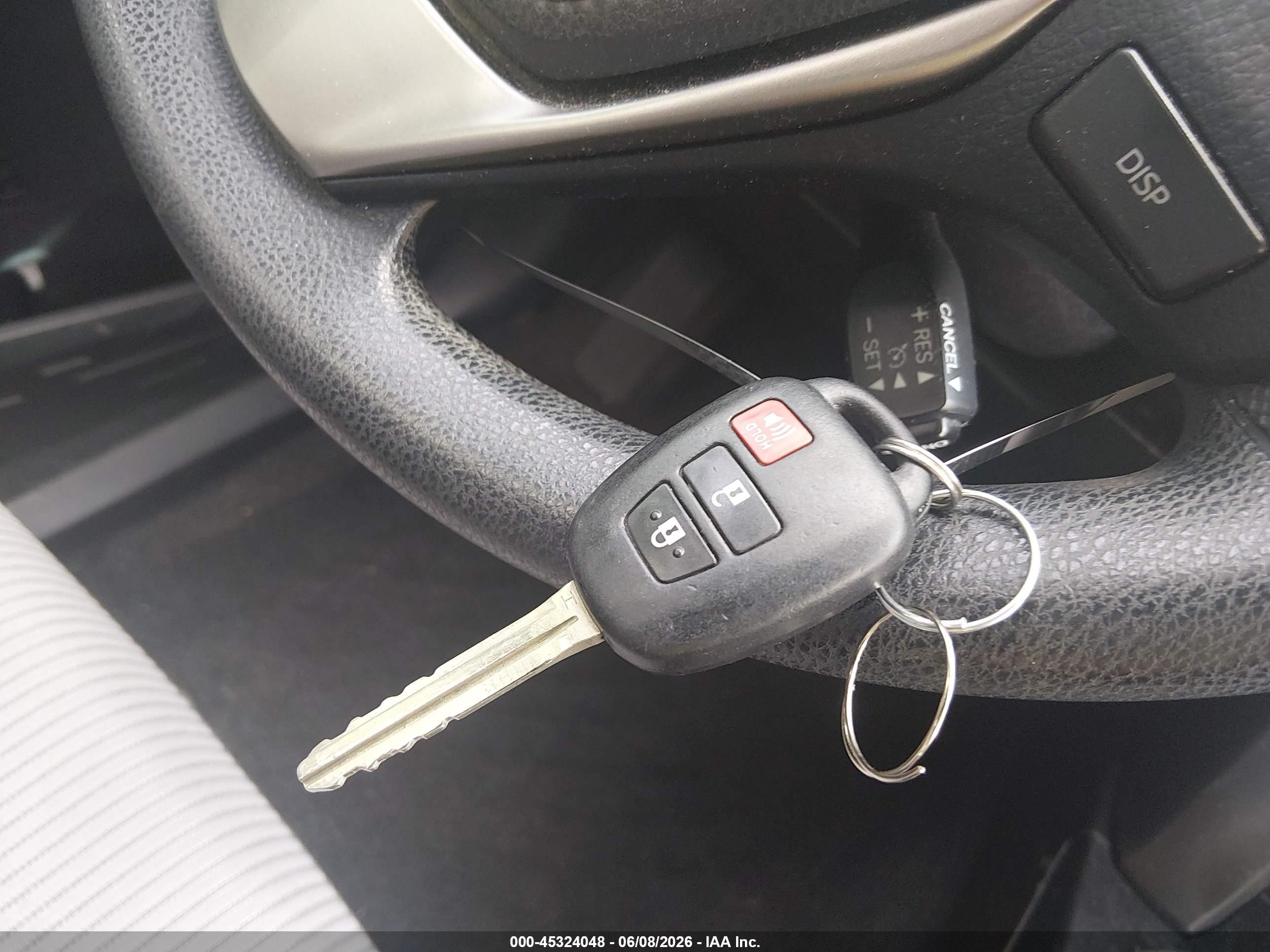 2015 Toyota Rav4 Xle Silver vin: JTMRFREV9FD138989