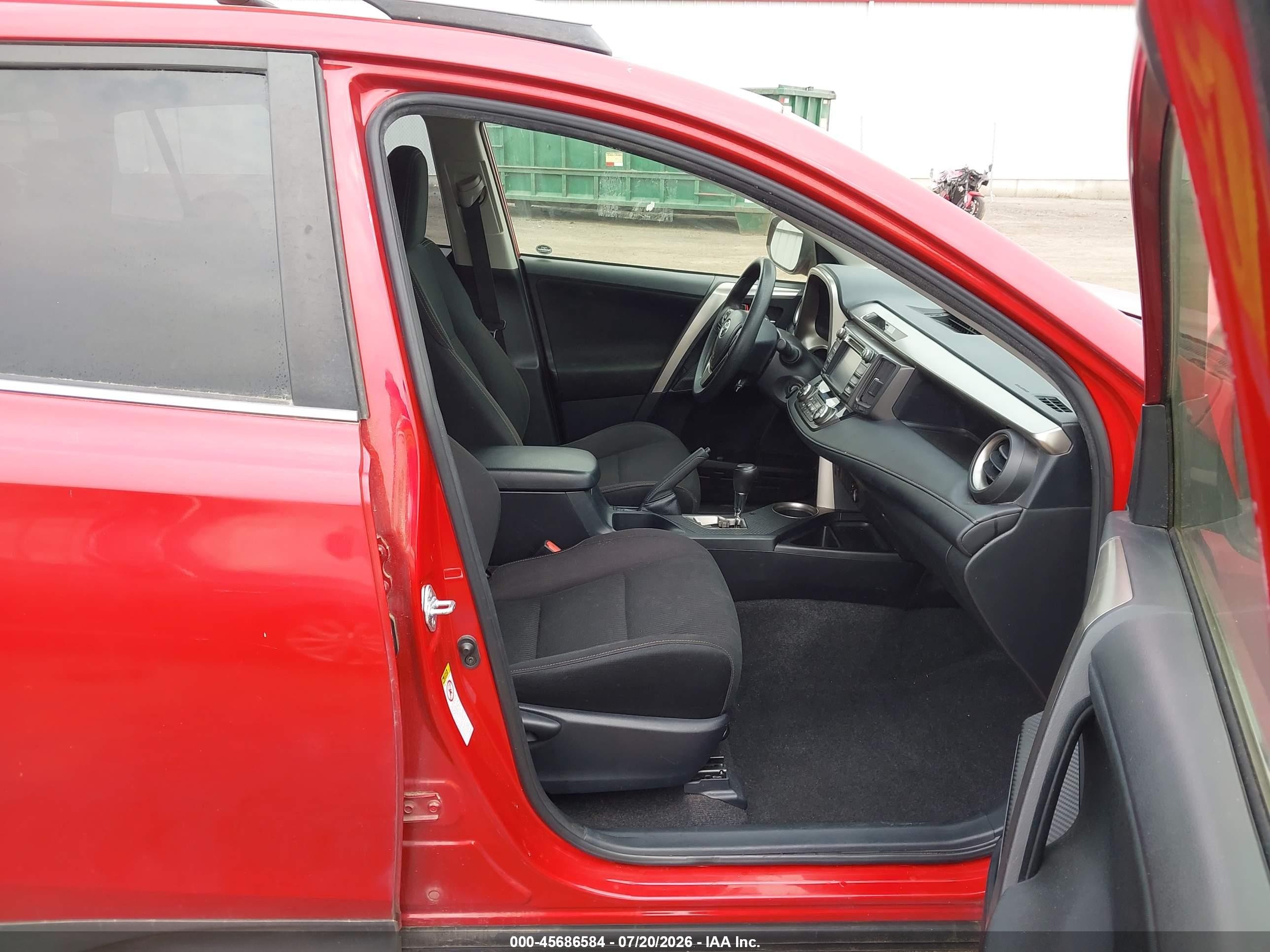 2015 Toyota Rav4 Xle Red vin: JTMRFREV9FD152357