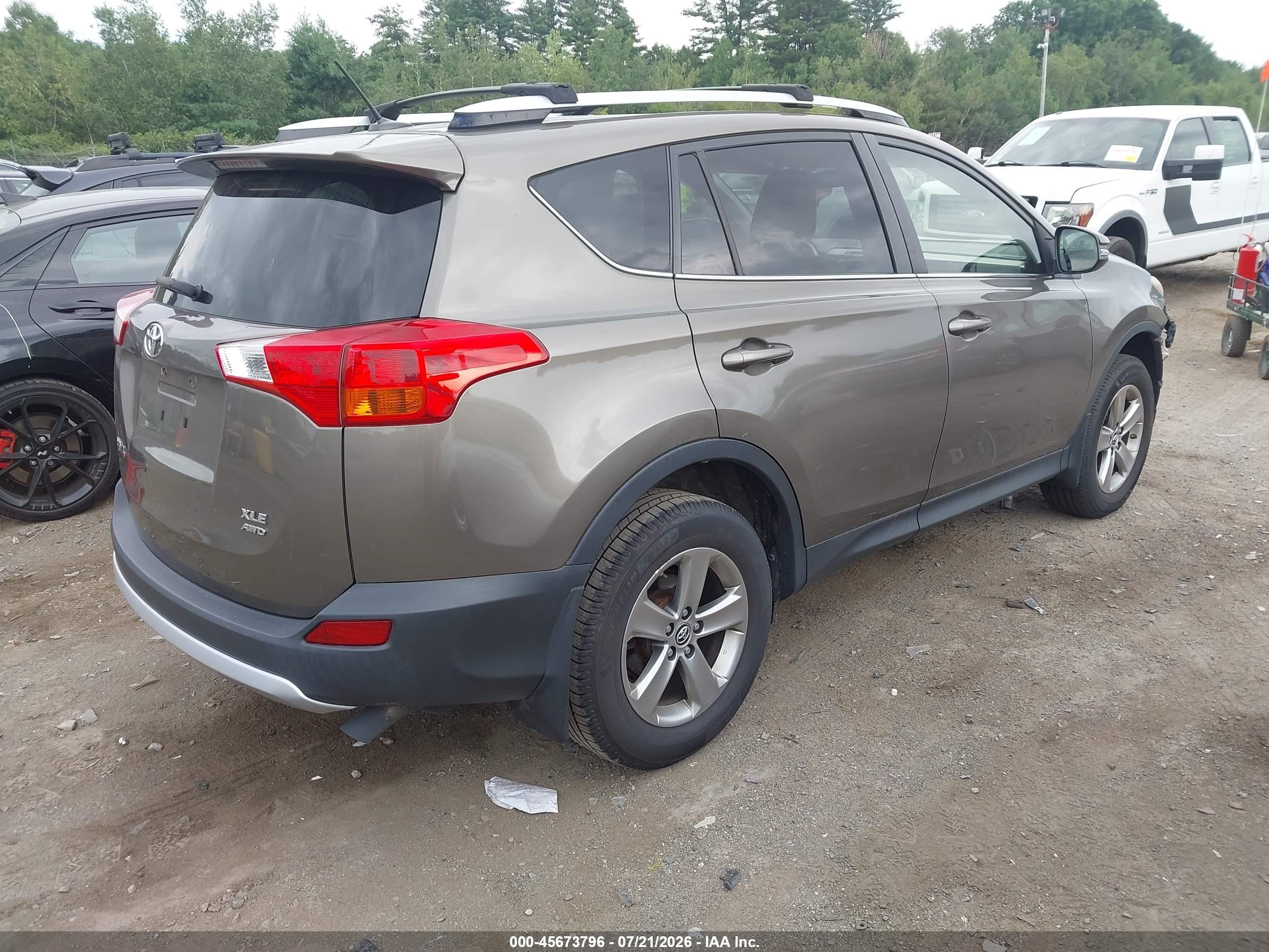 2015 Toyota Rav4 Xle Gray vin: JTMRFREV9FD157185