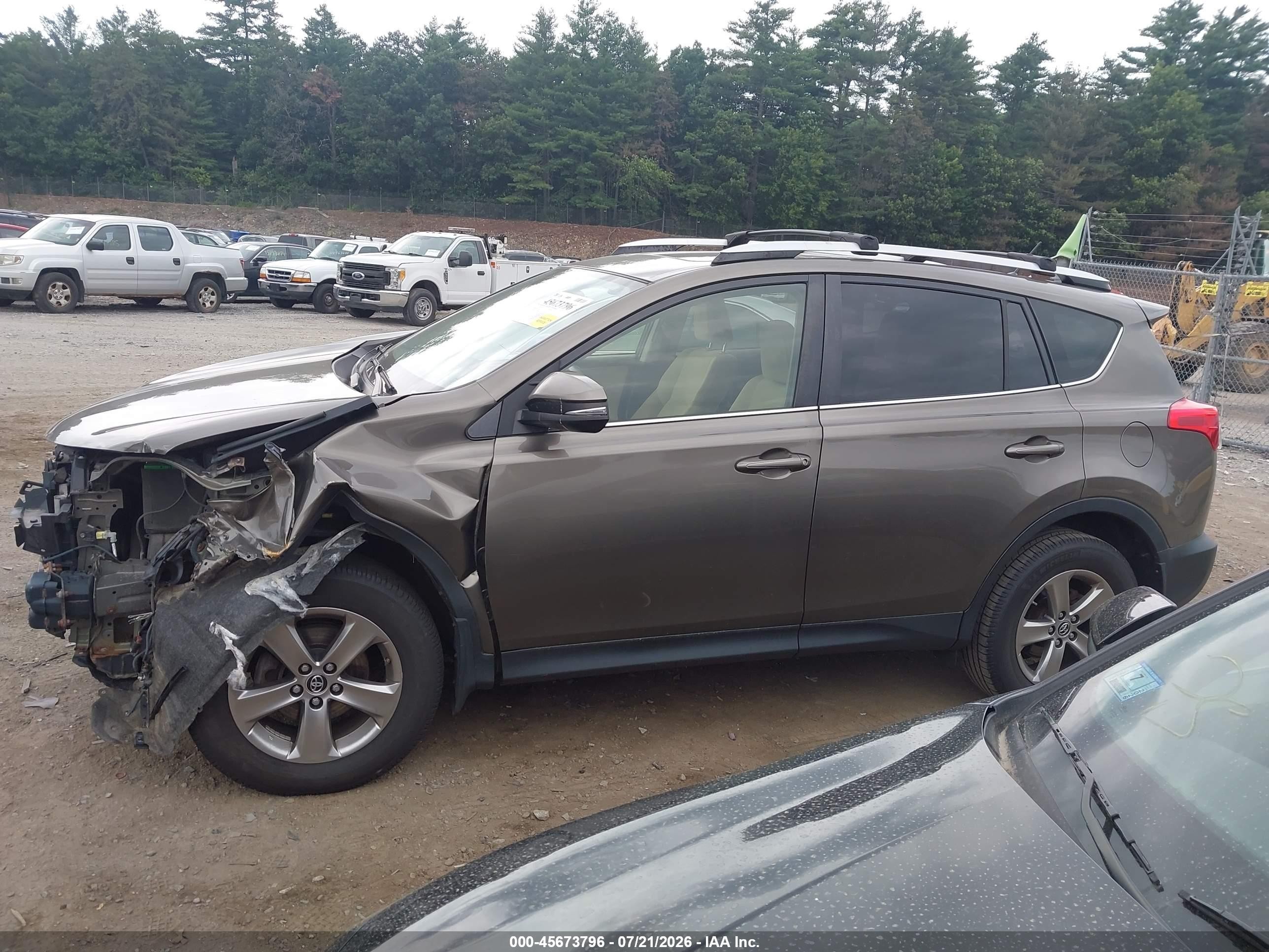 2015 Toyota Rav4 Xle Gray vin: JTMRFREV9FD157185