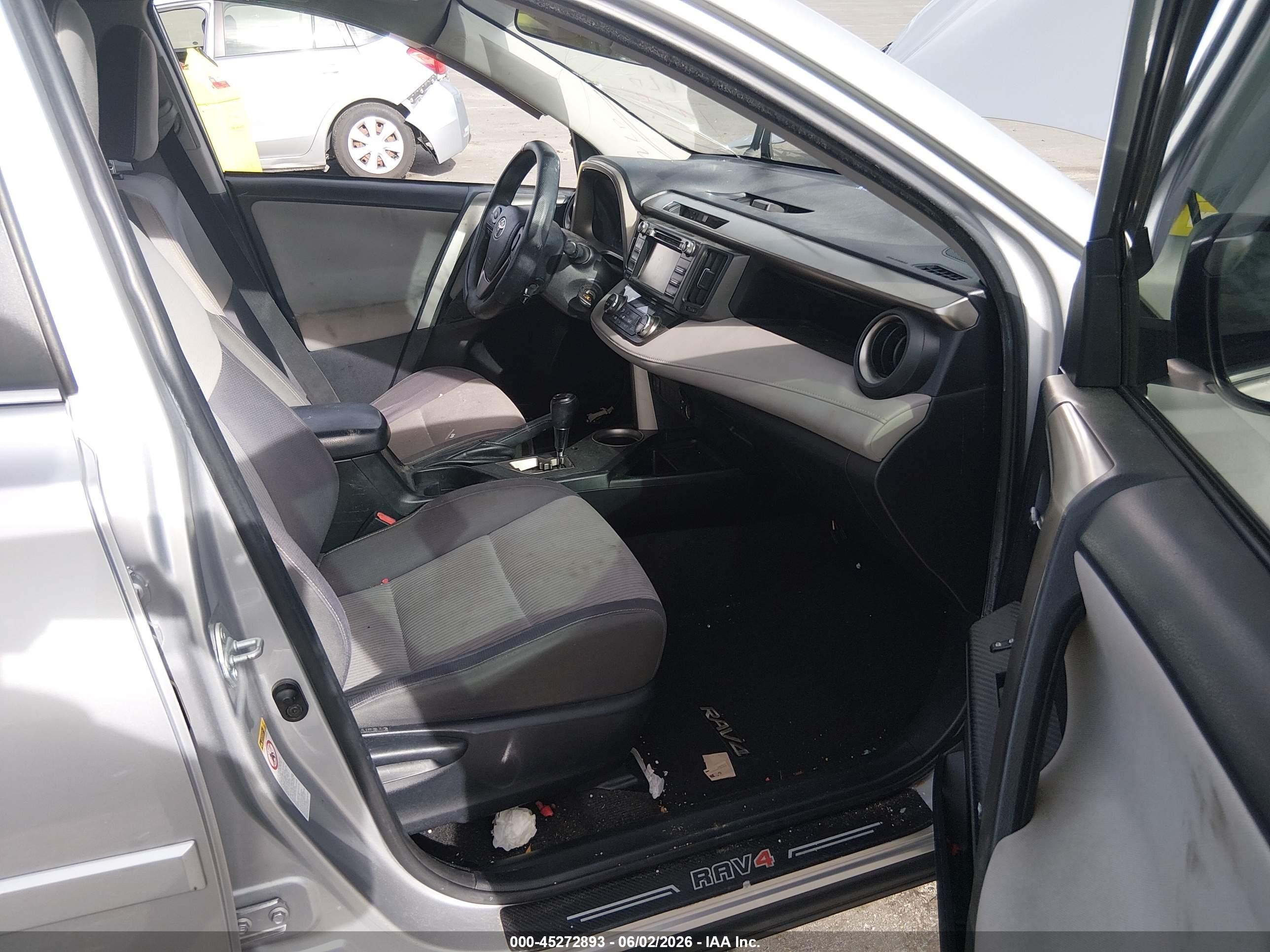 2015 Toyota Rav4 Xle Silver vin: JTMRFREV9FD159681