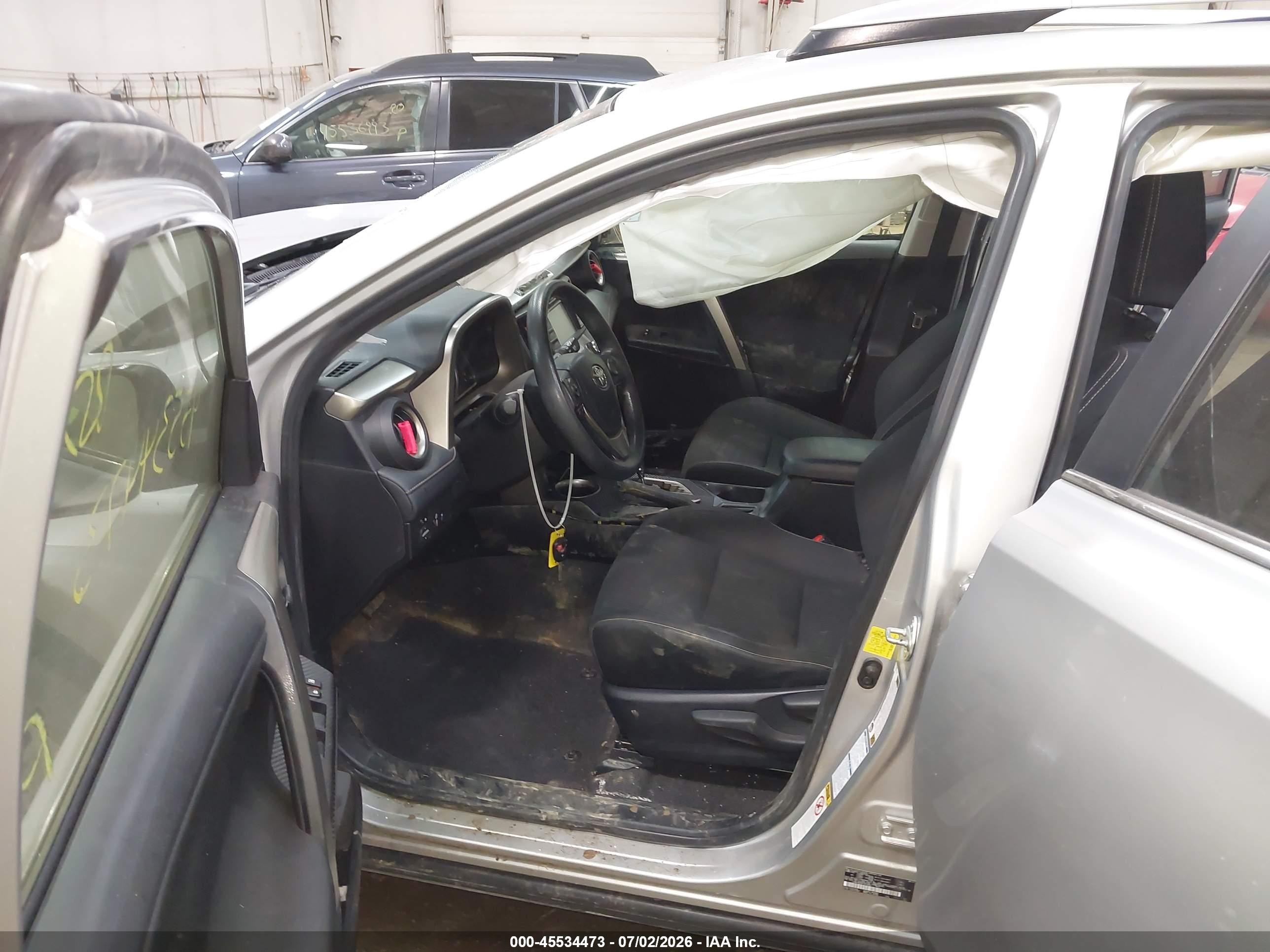 2015 Toyota Rav4 Xle Silver vin: JTMRFREV9FJ014495