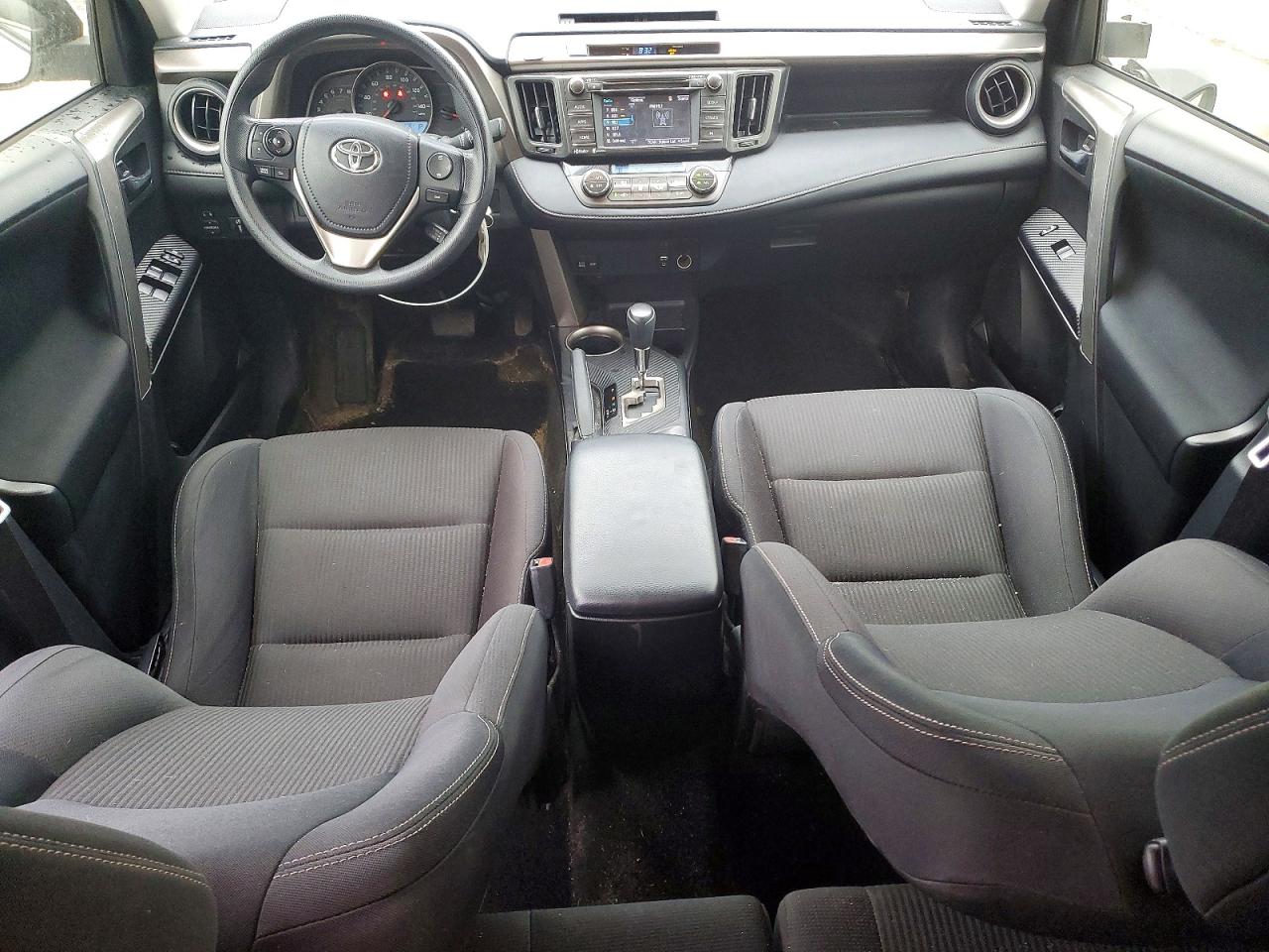 2015 Toyota Rav4 Xle White vin: JTMRFREV9FJ047030